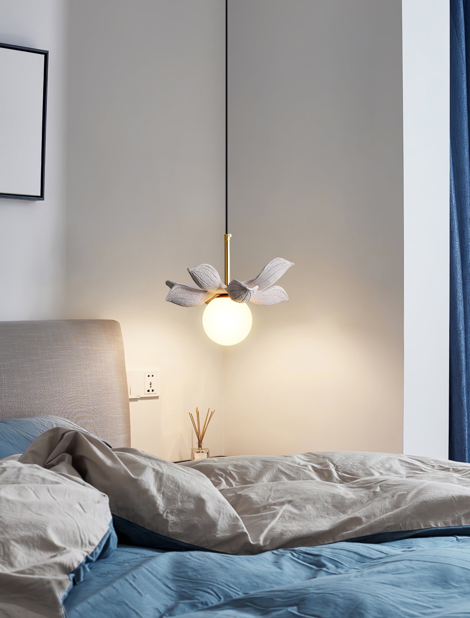 Resin Small Pendant Light - Lumpaz