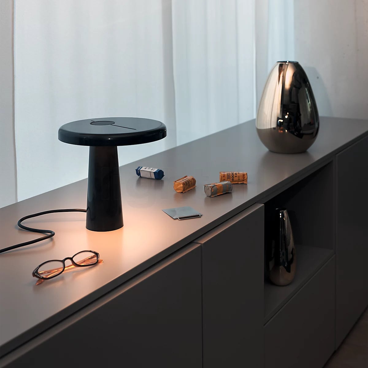 Hoop LED Table Lamp - Lumpaz