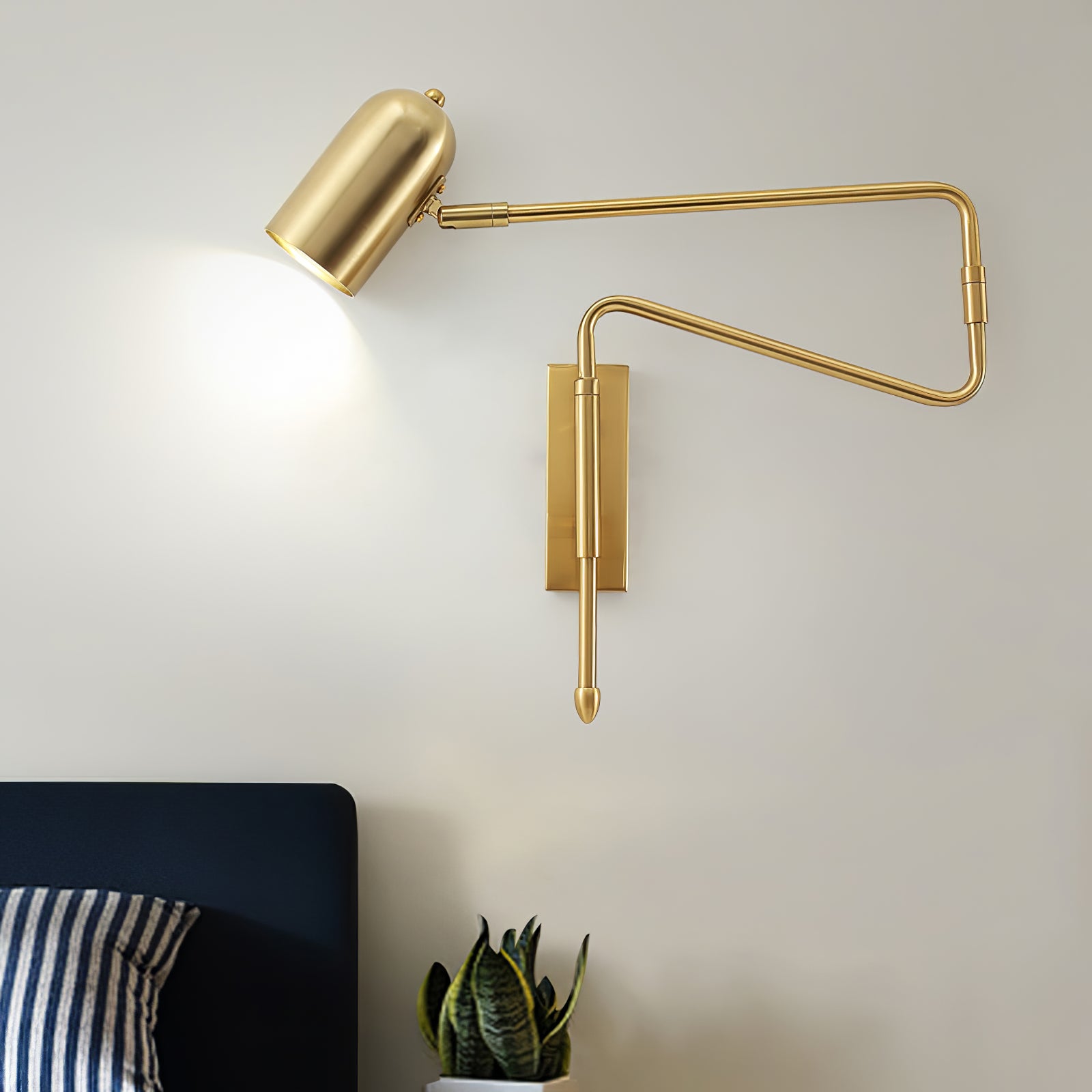 Long Arm Rotating Wall Lamp - Lumpaz