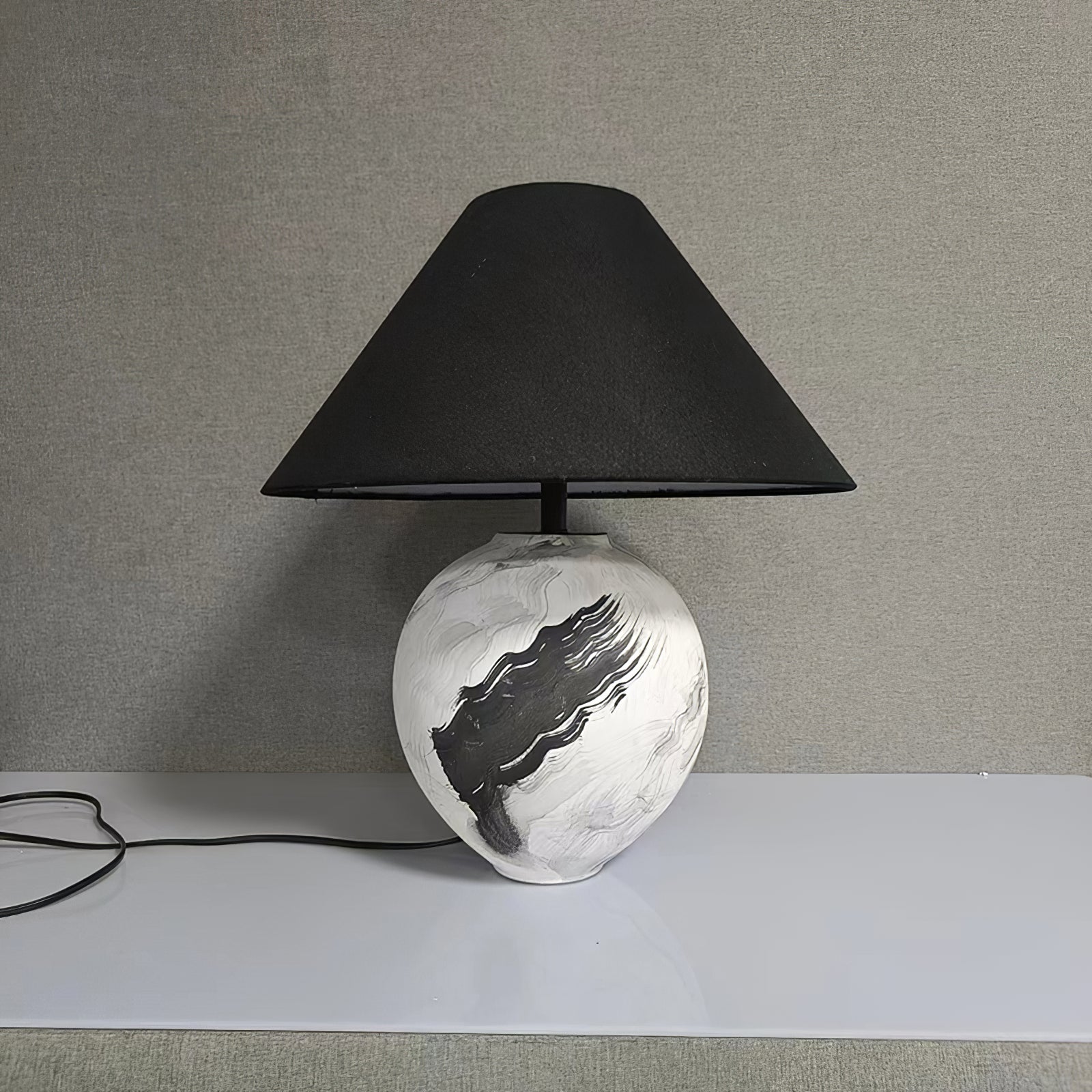 Mcnally Table Lamp - Lumpaz