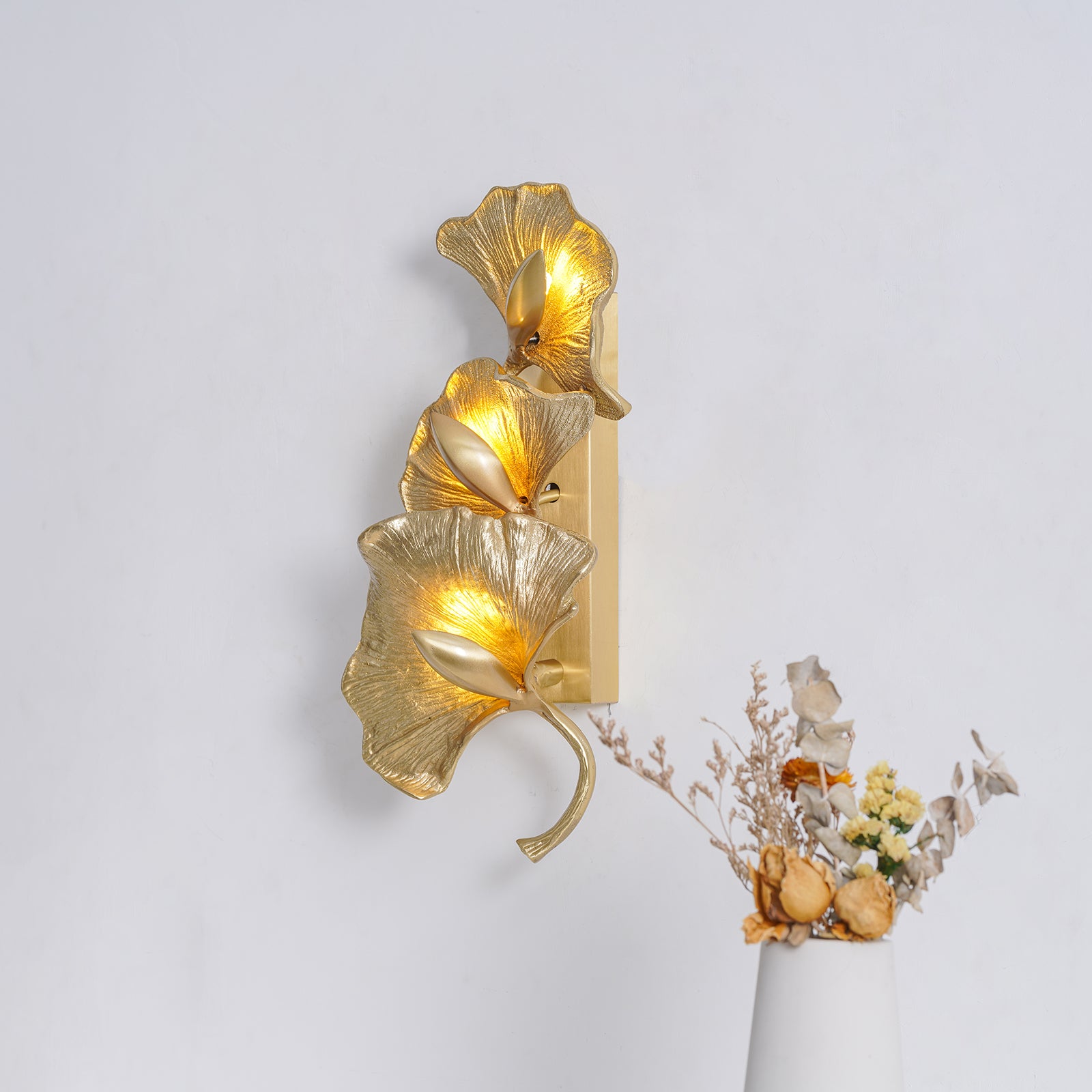Ginkgo Leaf Wall Lamp - Lumpaz