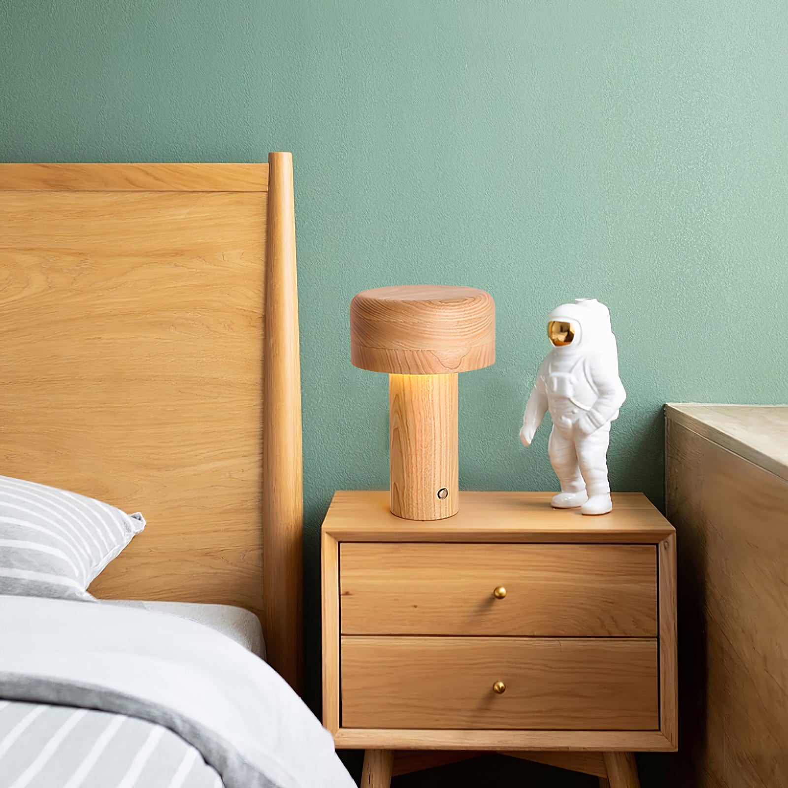 Wooden Tower Table Lamp - Lumpaz