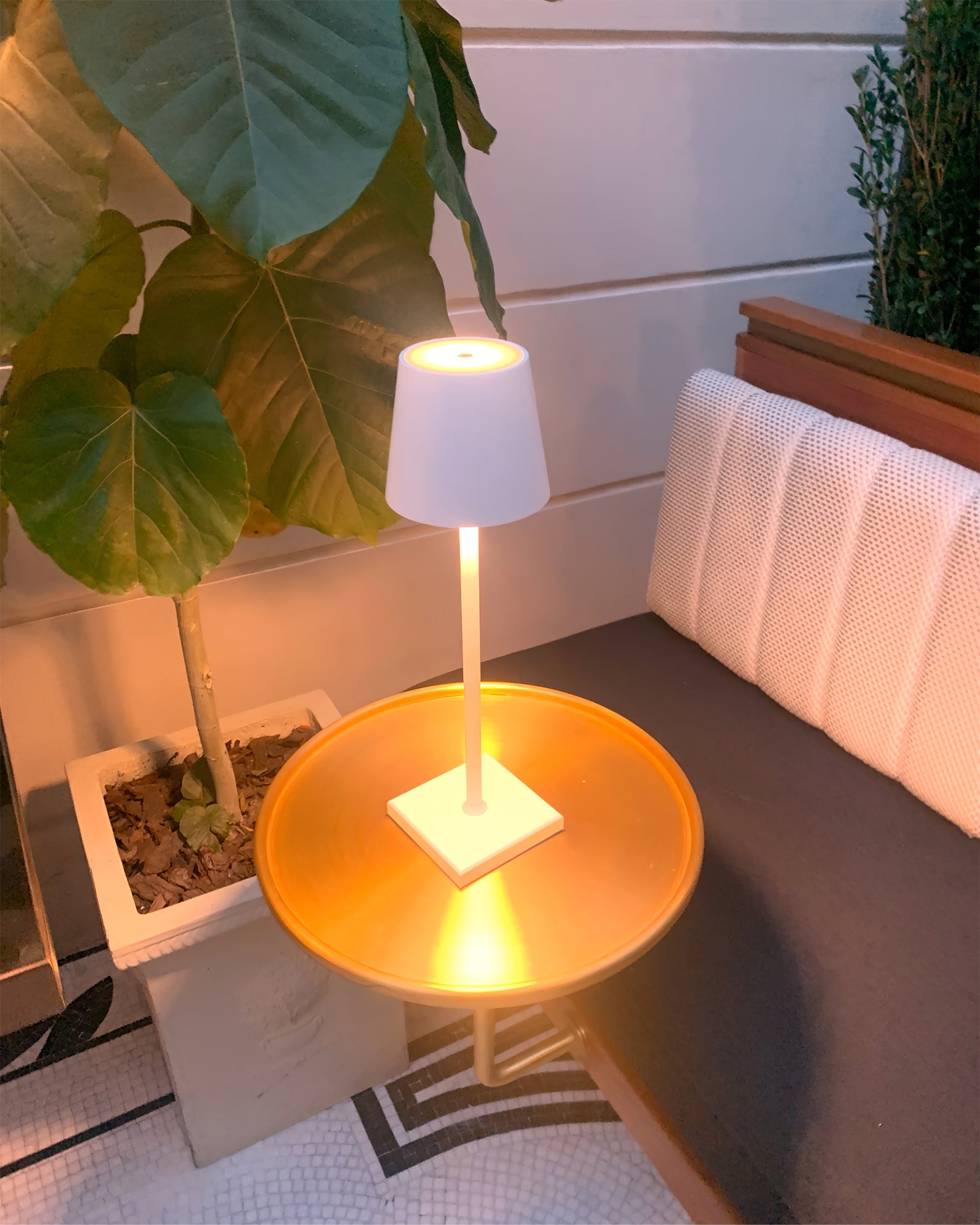 Poldina Built-in Battery Table Lamp - Lumpaz