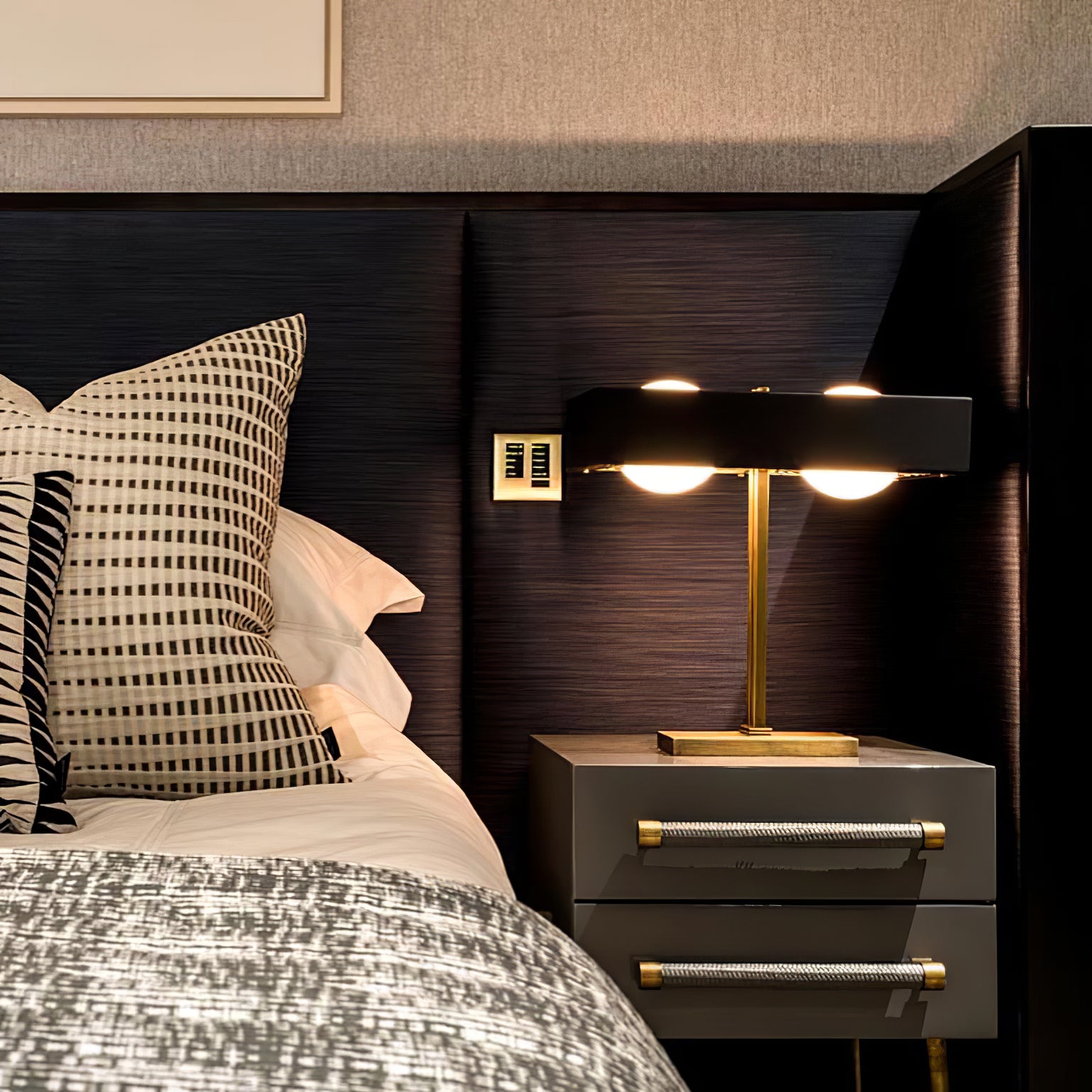 Kernel Table Lamp - Lumpaz