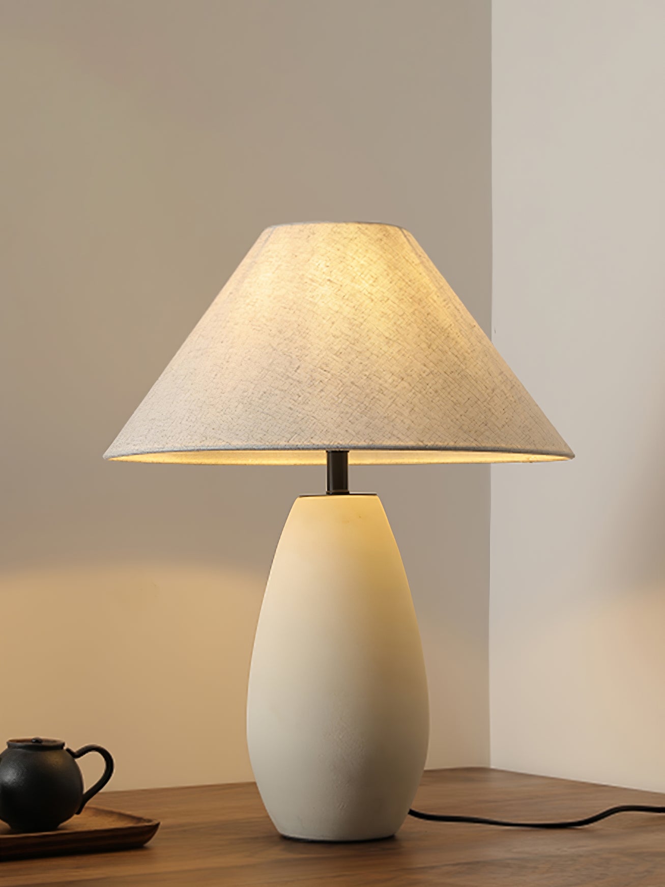 Scatchard Ceramic Table Lamp - Lumpaz