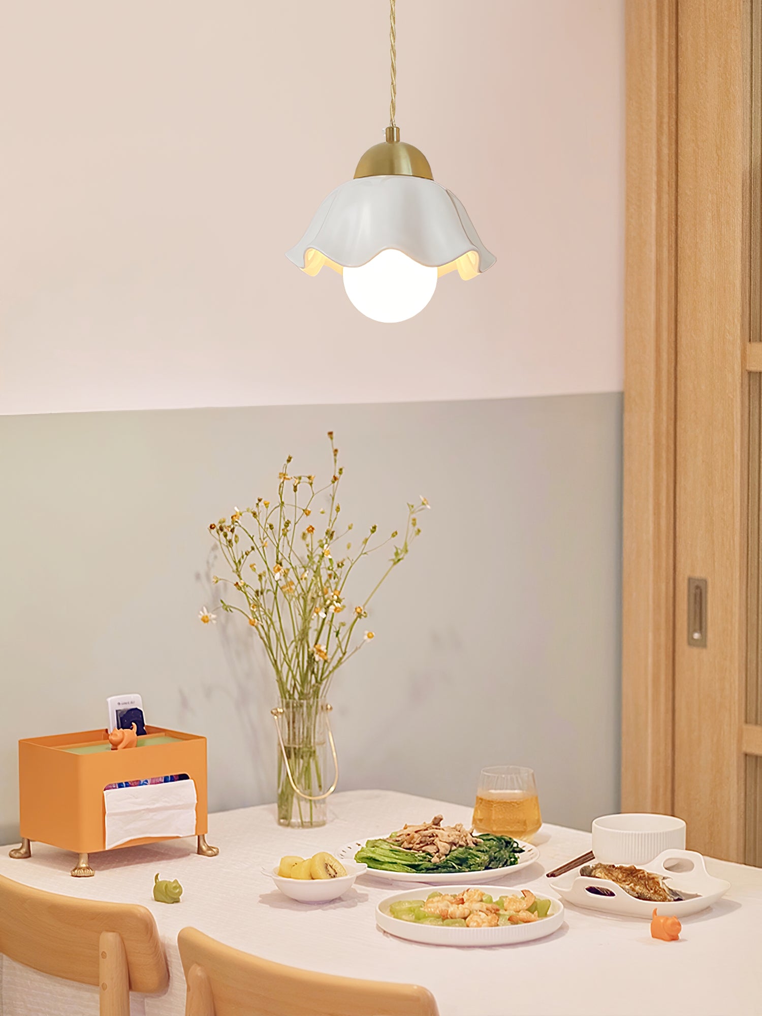 Ceramics Floral Pendant Light - Lumpaz