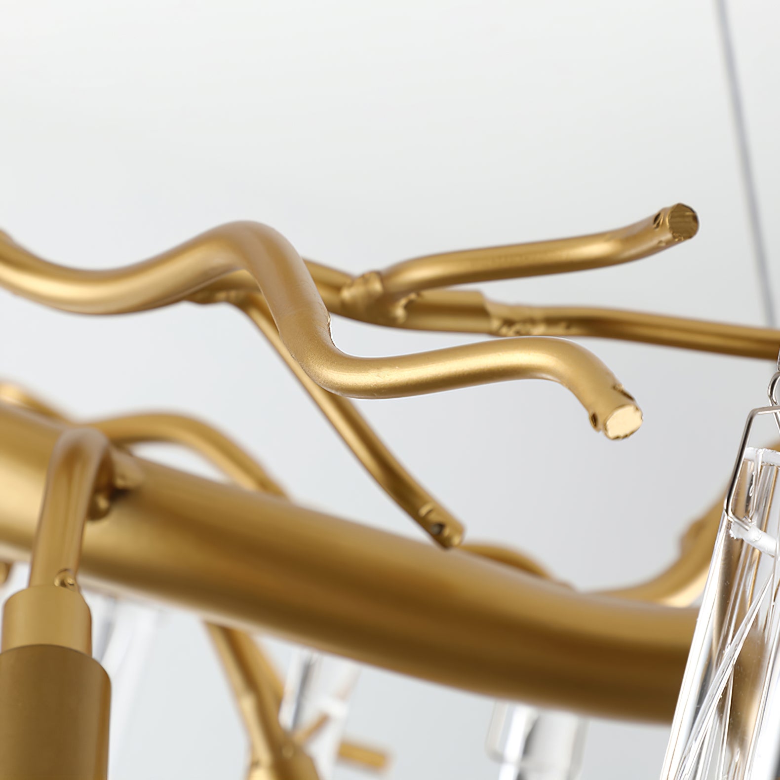 Teardrop Round Crystal Chandelier - Lumpaz