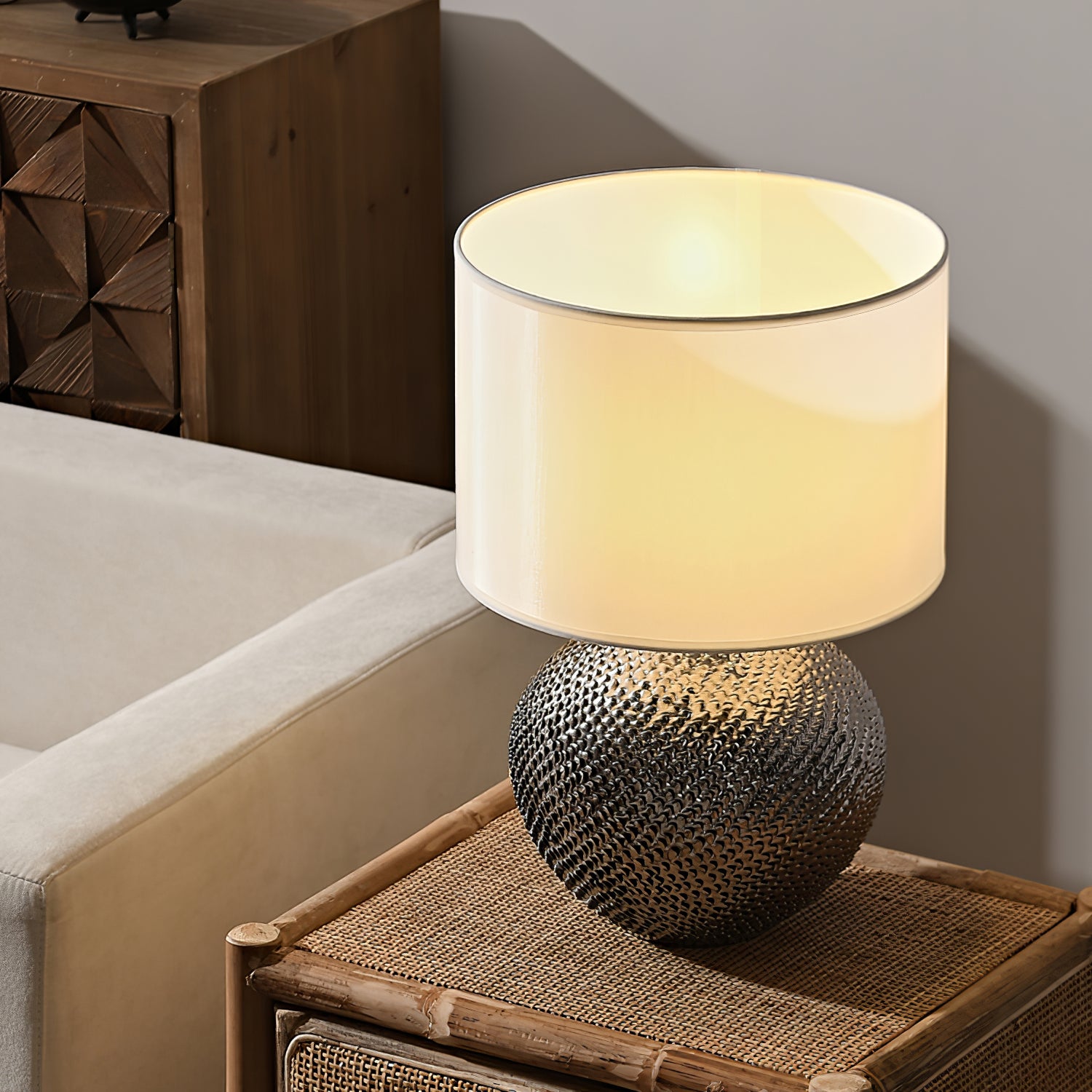 Mabel Textured Ceramic Table Lamp - Lumpaz