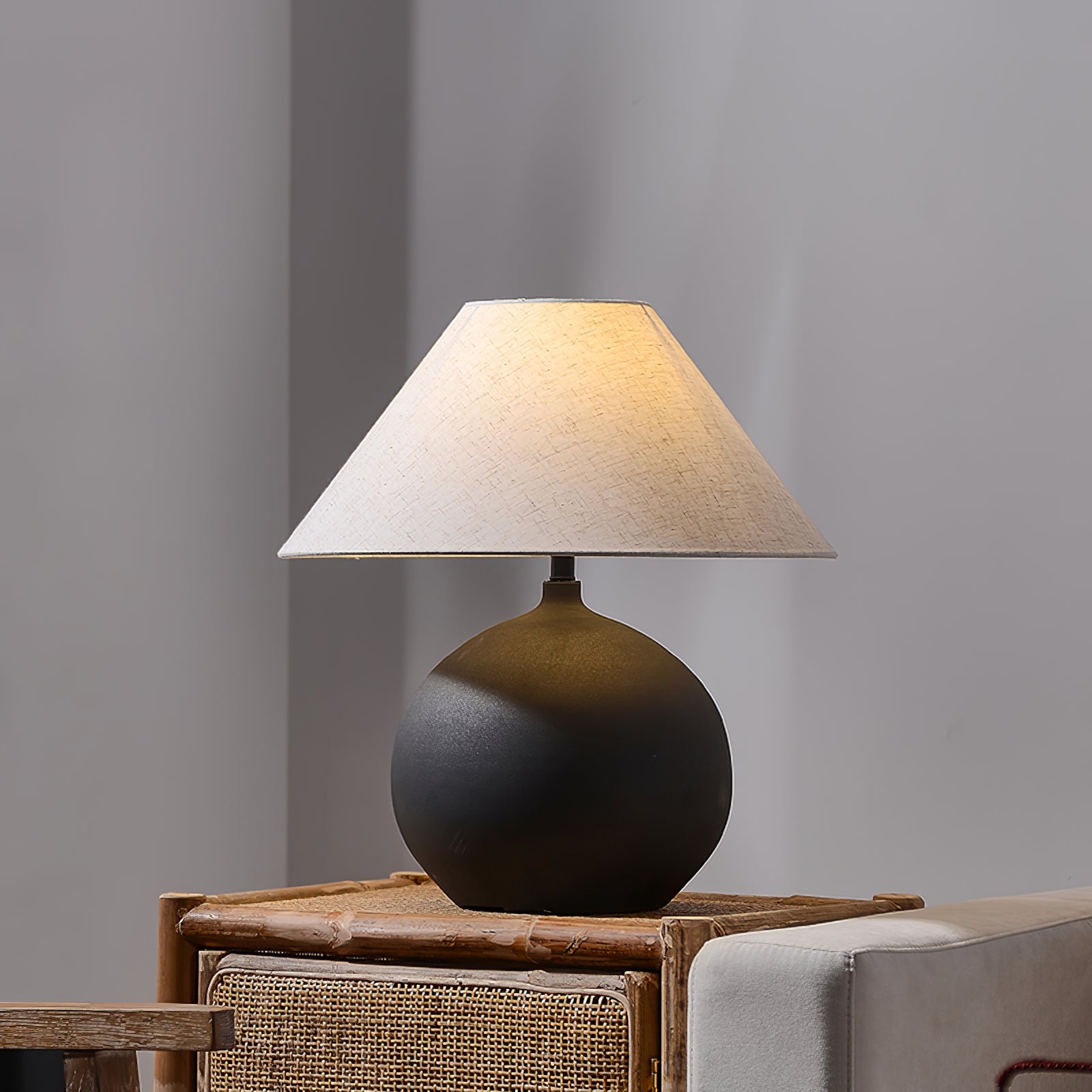 Lebes Ceramic Table Lamp - Lumpaz