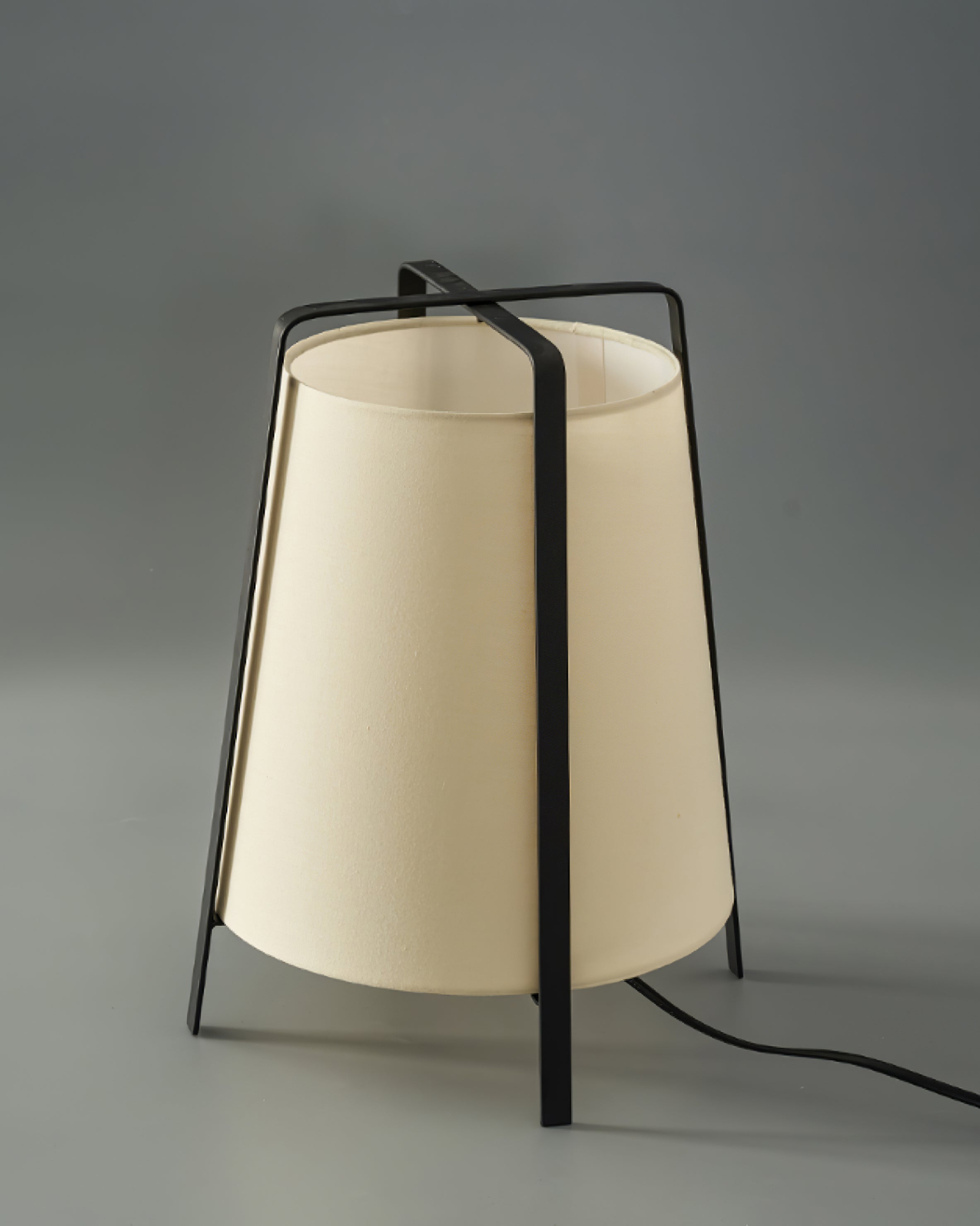 Akane Table Lamp - Lumpaz