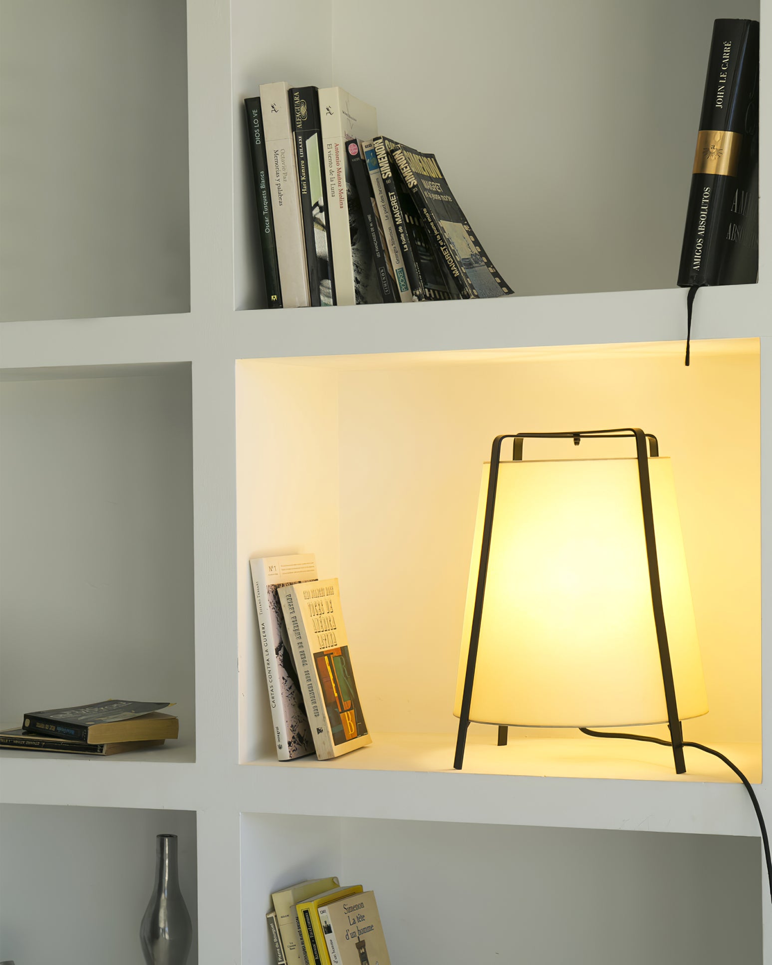 Akane Table Lamp - Lumpaz
