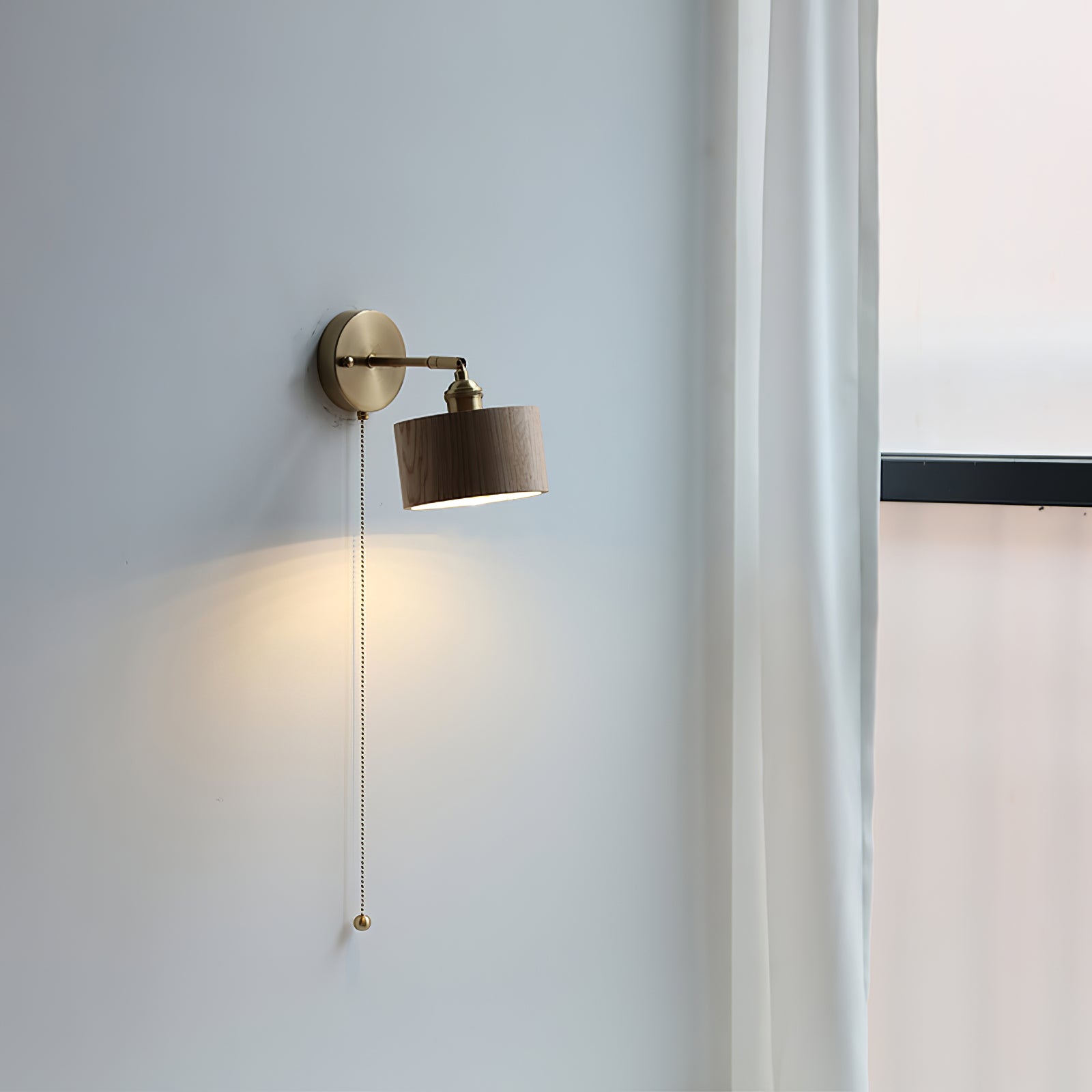 Rotatable Wooden Wall Lamp - Lumpaz