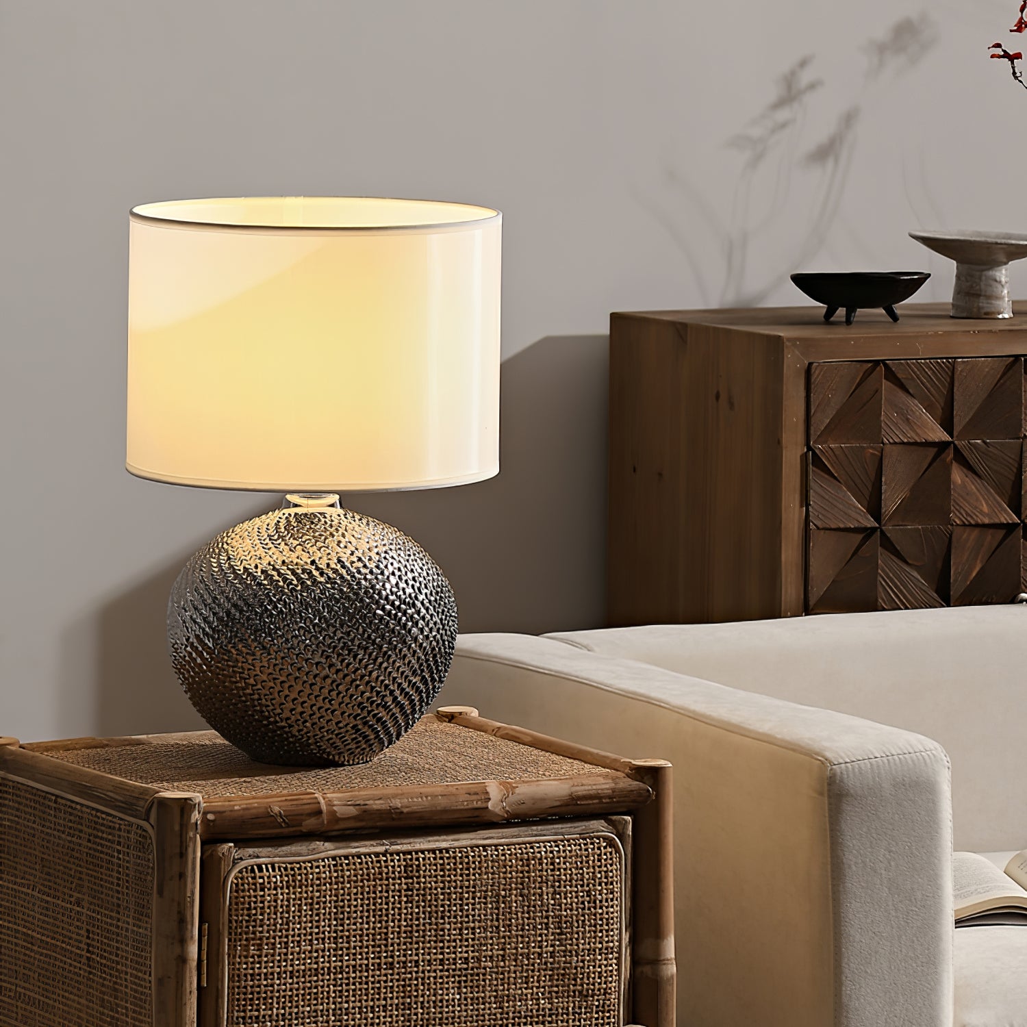 Mabel Textured Ceramic Table Lamp - Lumpaz