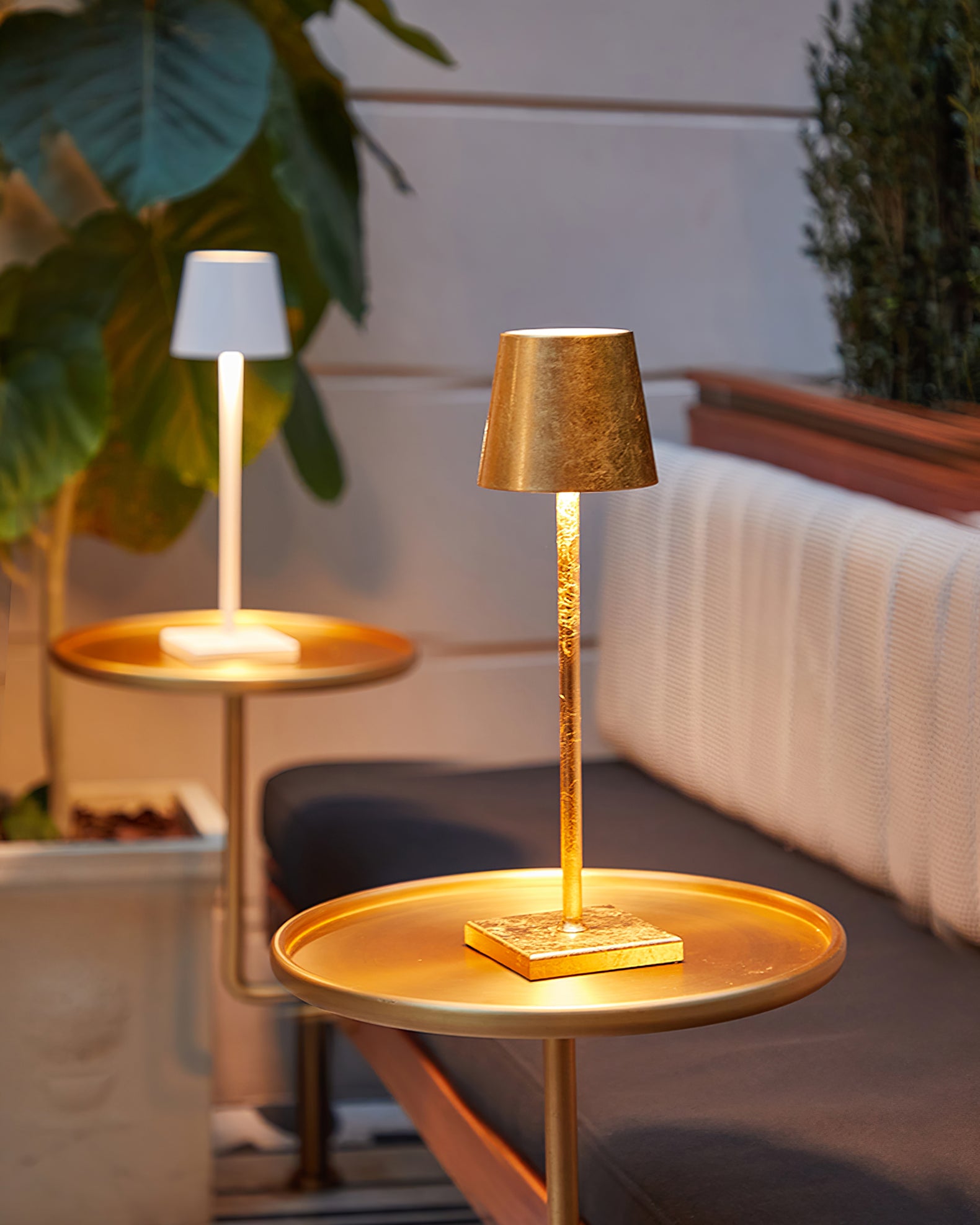 Poldina Built-in Battery Table Lamp - Lumpaz