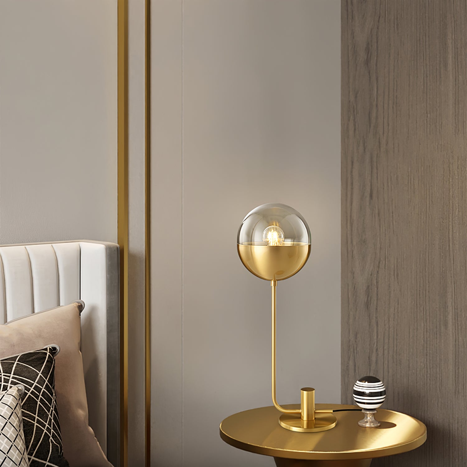 Brass Globular Table Lamp - Lumpaz