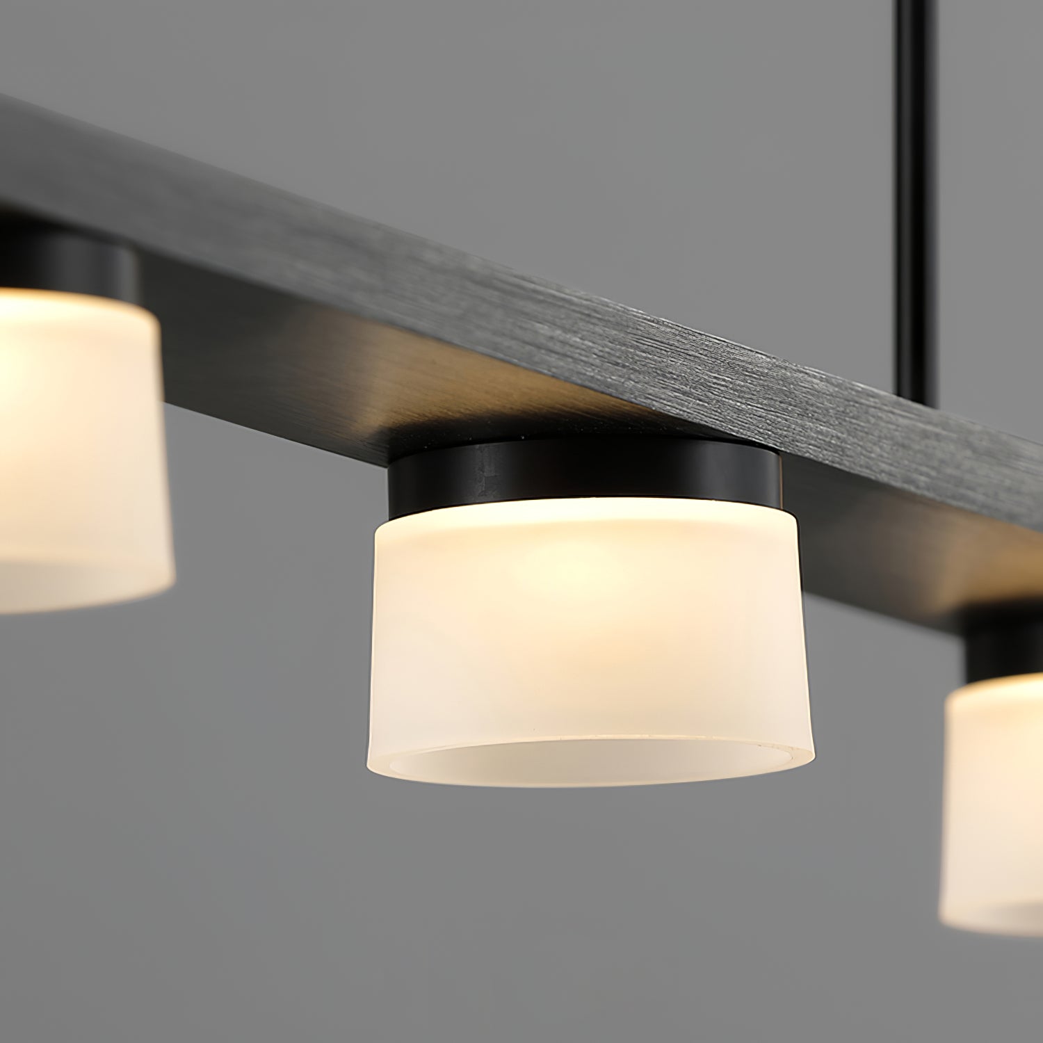 Esfera Linear Chandelier - Lumpaz