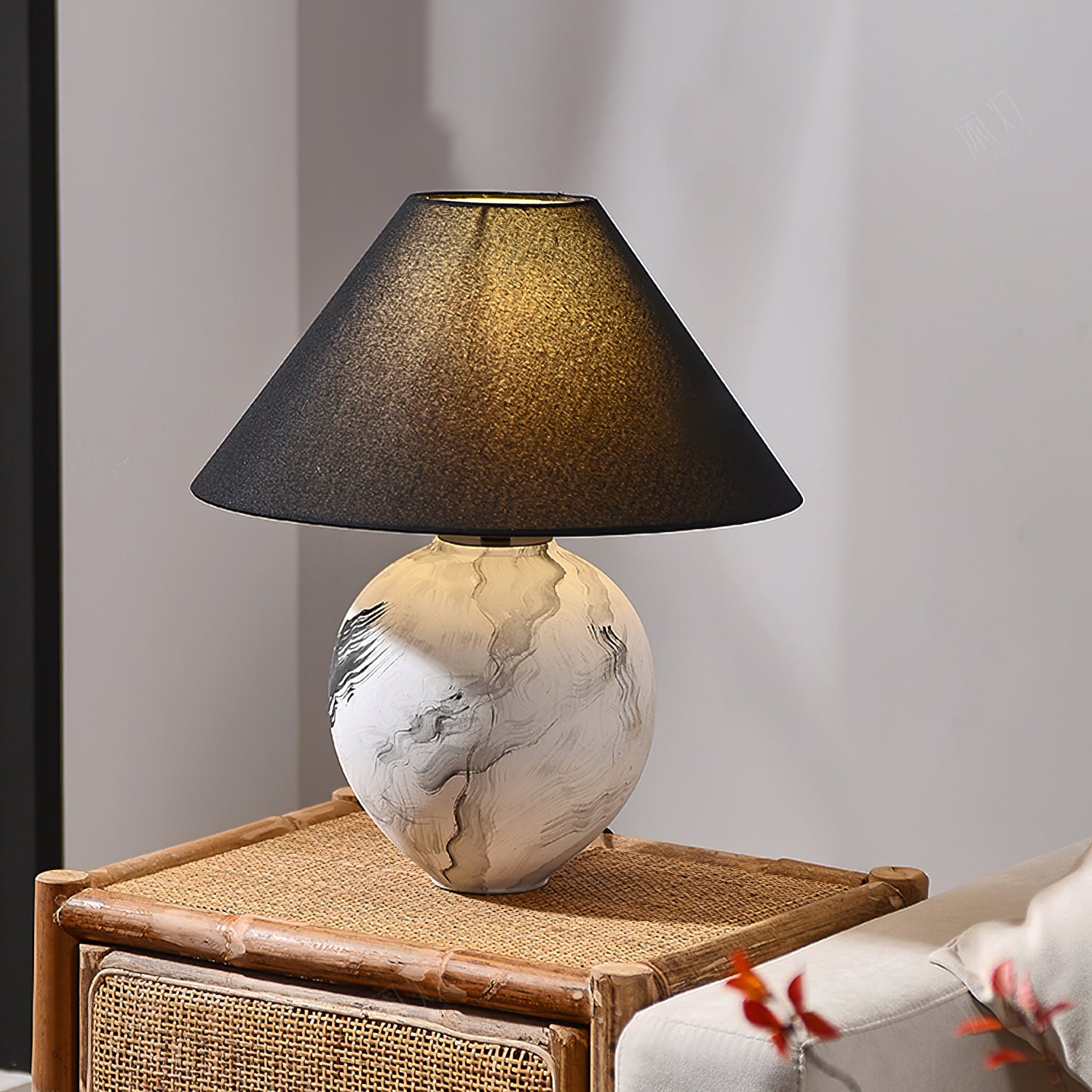 Mcnally Table Lamp - Lumpaz
