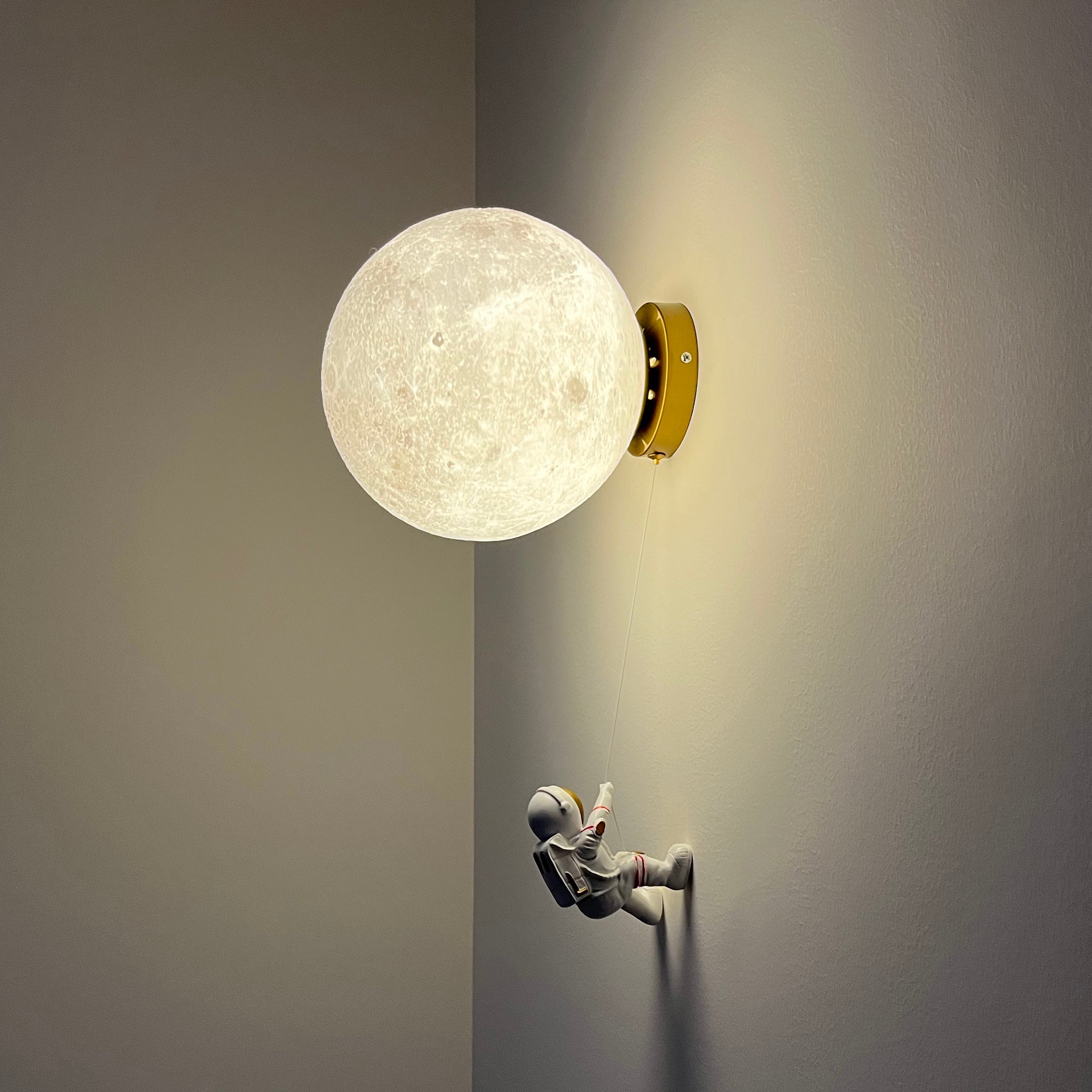 Lunar Wall Lamp - Lumpaz