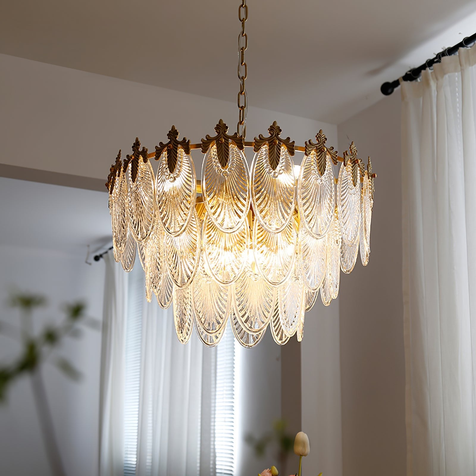 Brass Leaves Chandelier - Lumpaz