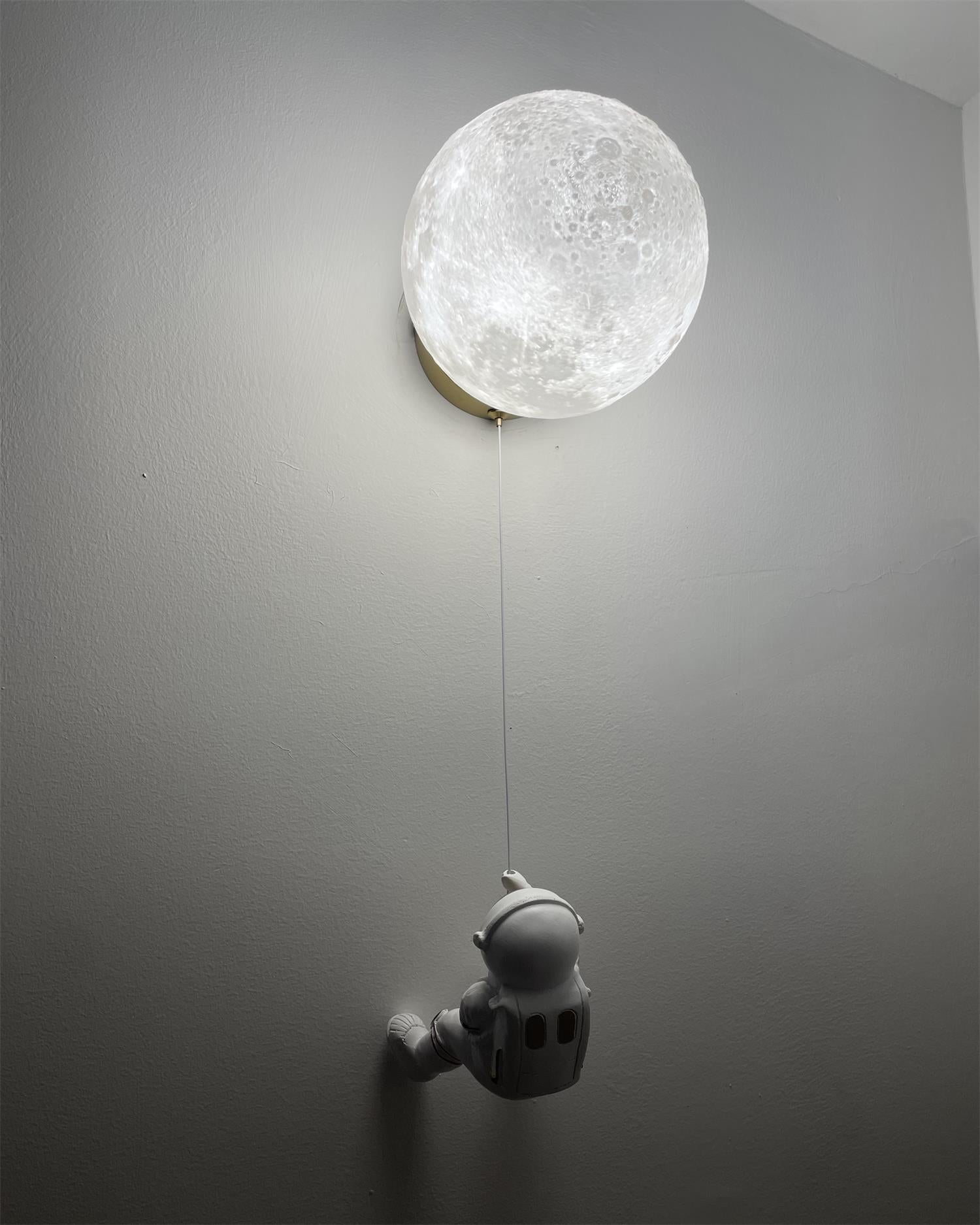 Lunar Wall Lamp - Lumpaz