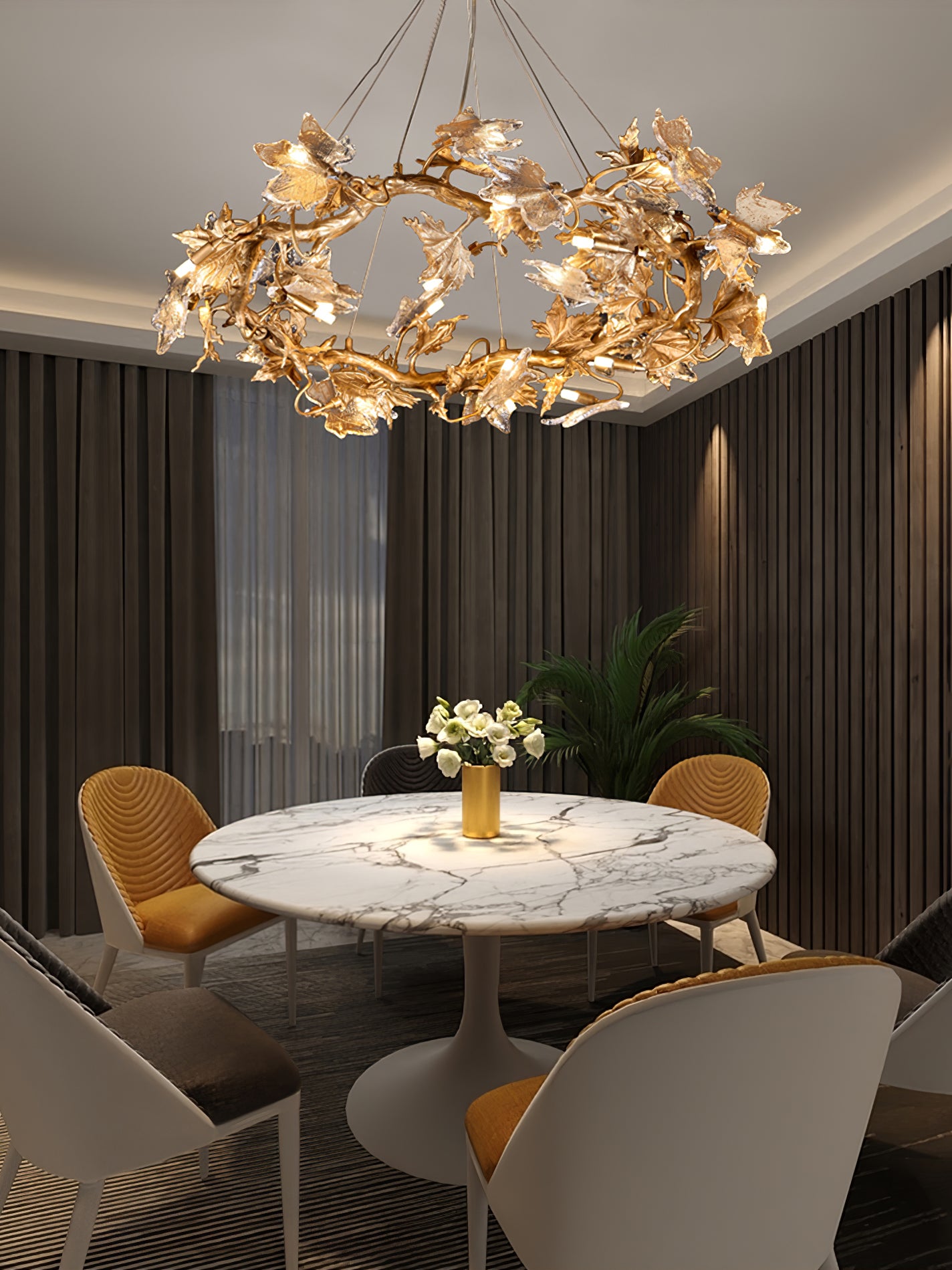 Folio Crown Chandelier - Lumpaz