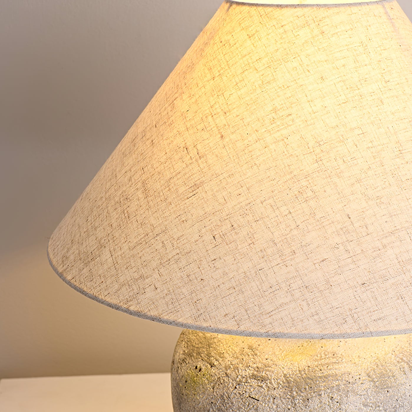 Houa Ceramic Table Lamp - Lumpaz