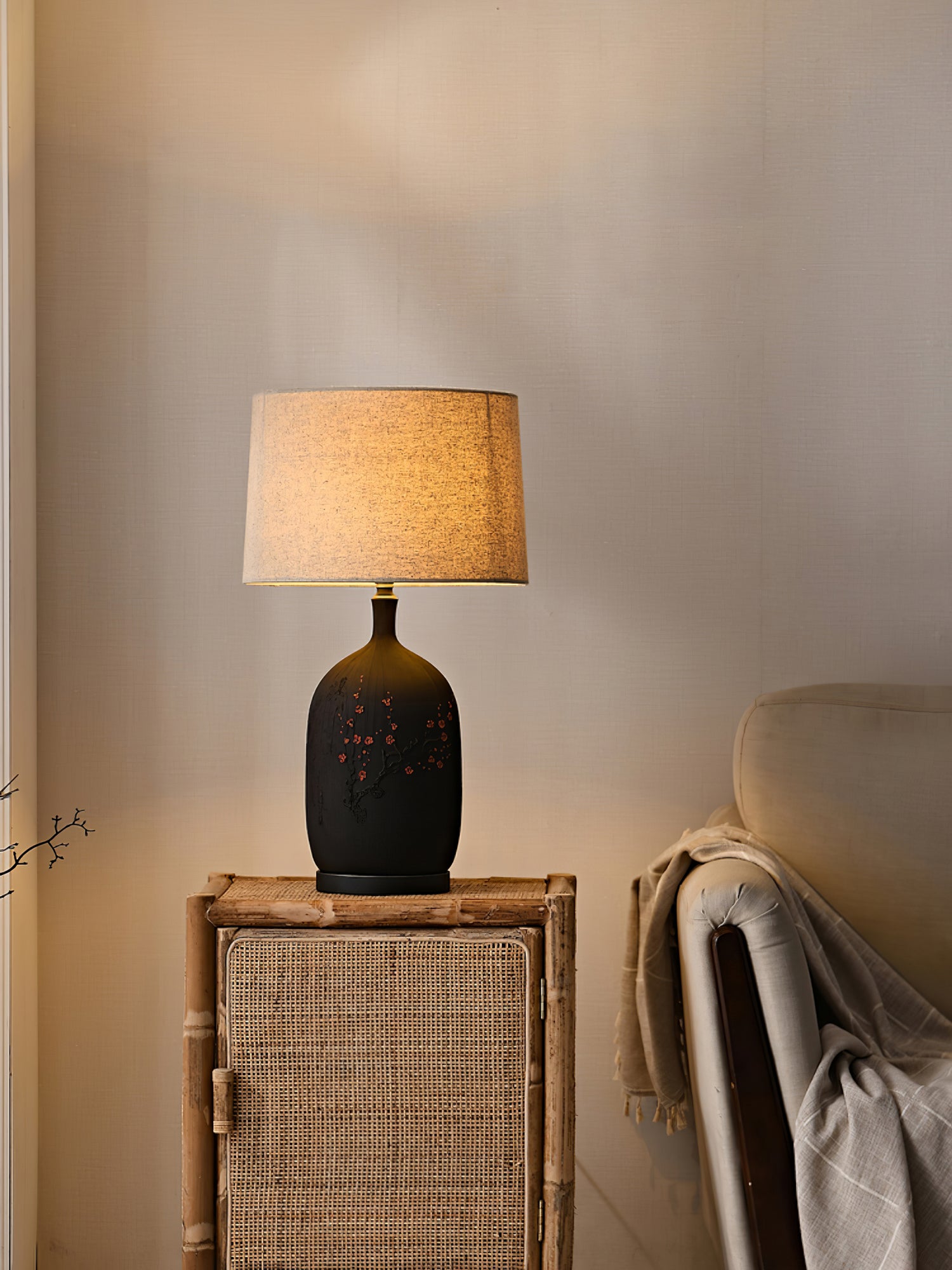 Plum Ceramic Table Lamp - Lumpaz