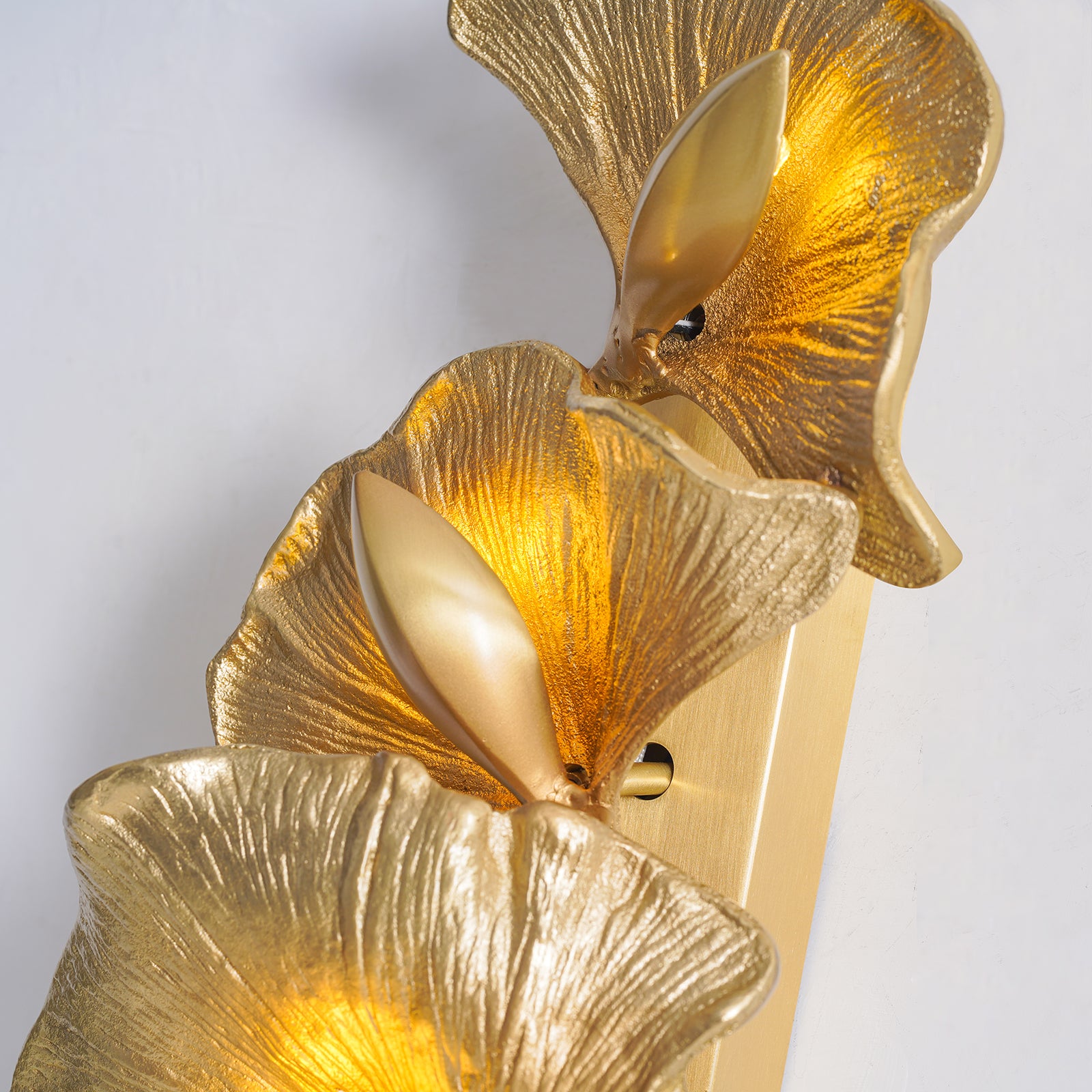 Ginkgo Leaf Wall Lamp - Lumpaz