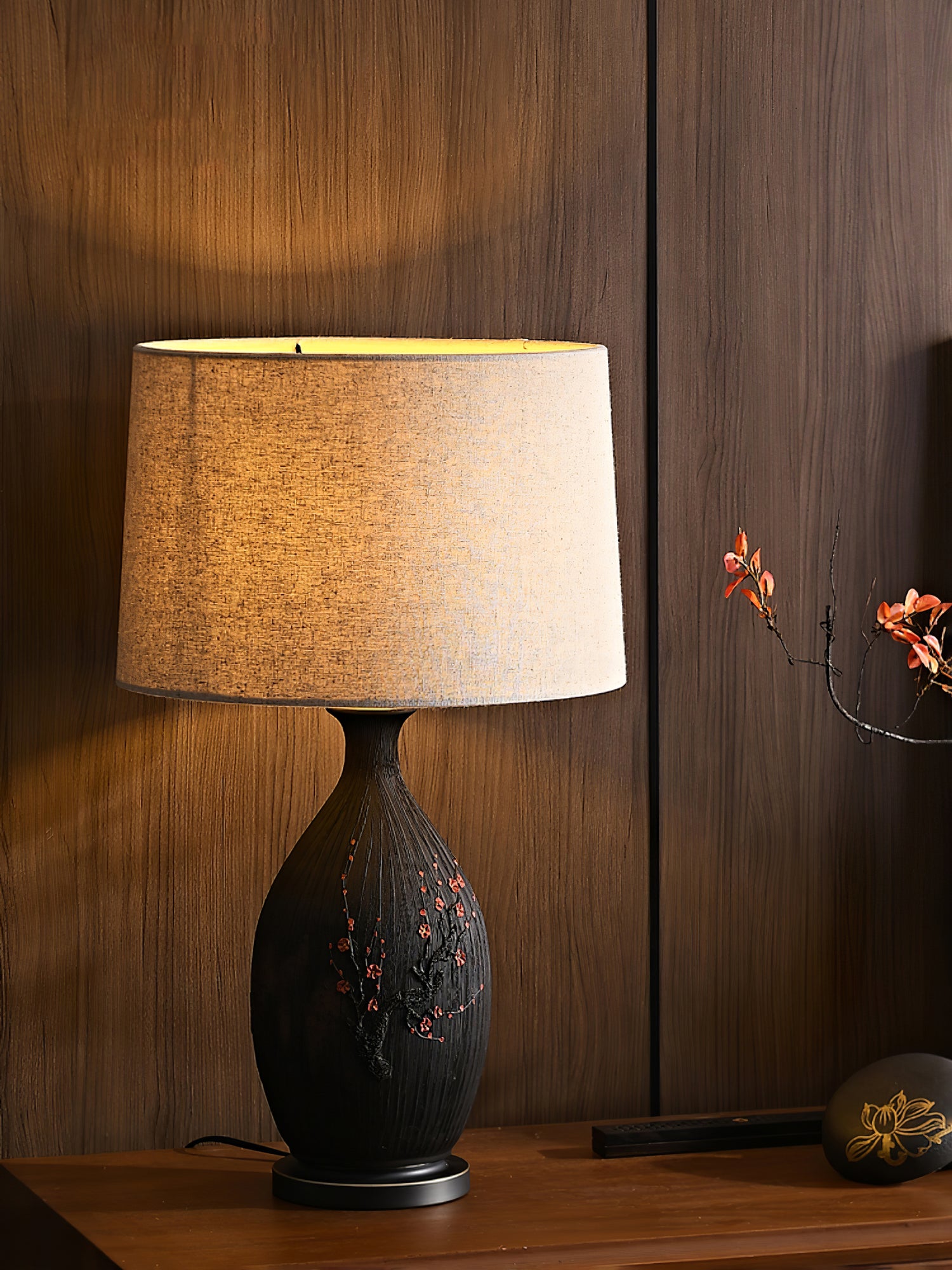 Plum Ceramic Table Lamp - Lumpaz