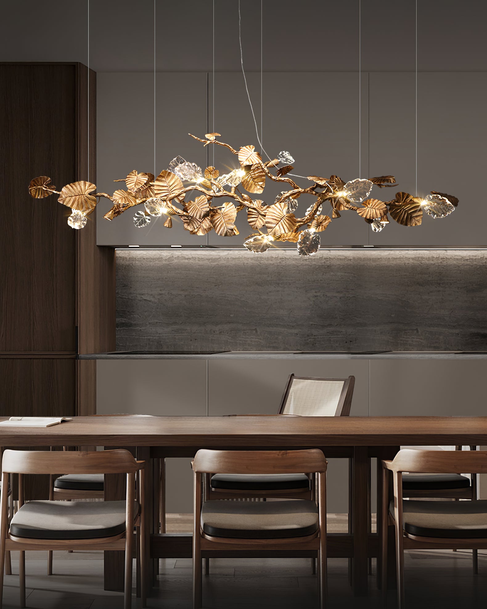 Brass Leaf Chandelier - Lumpaz