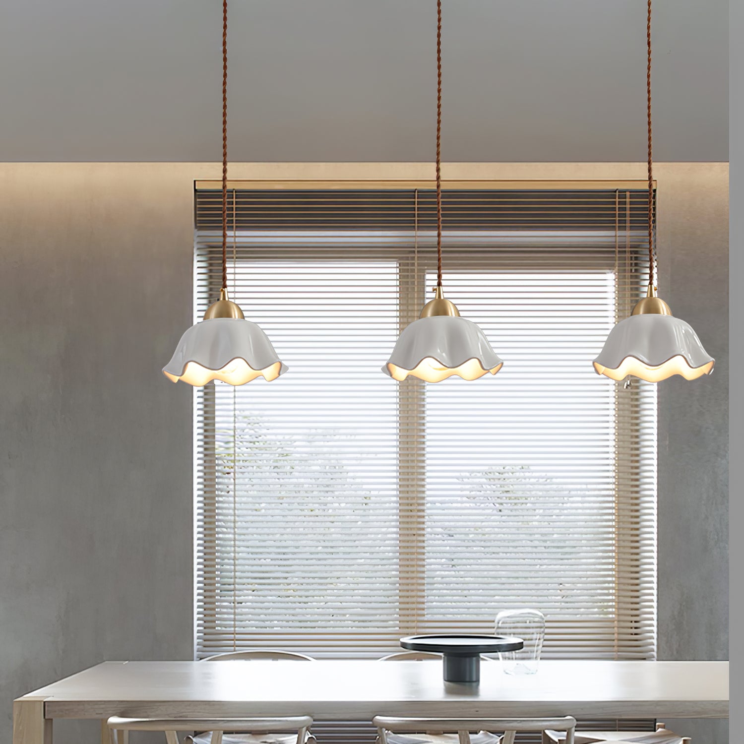 Ceramics Floral Pendant Light - Lumpaz