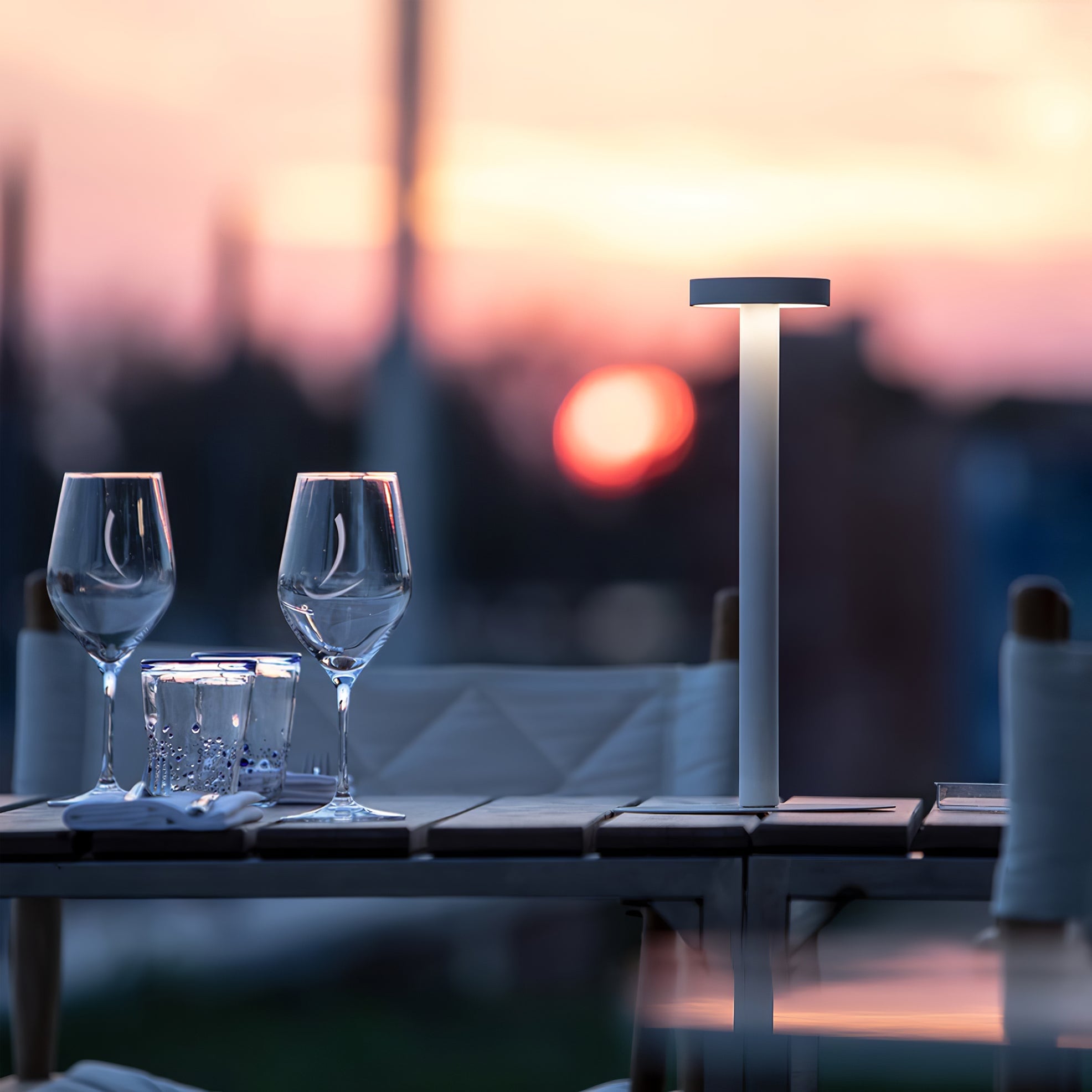 Tetatet Built-in Battery Table Lamp - Lumpaz