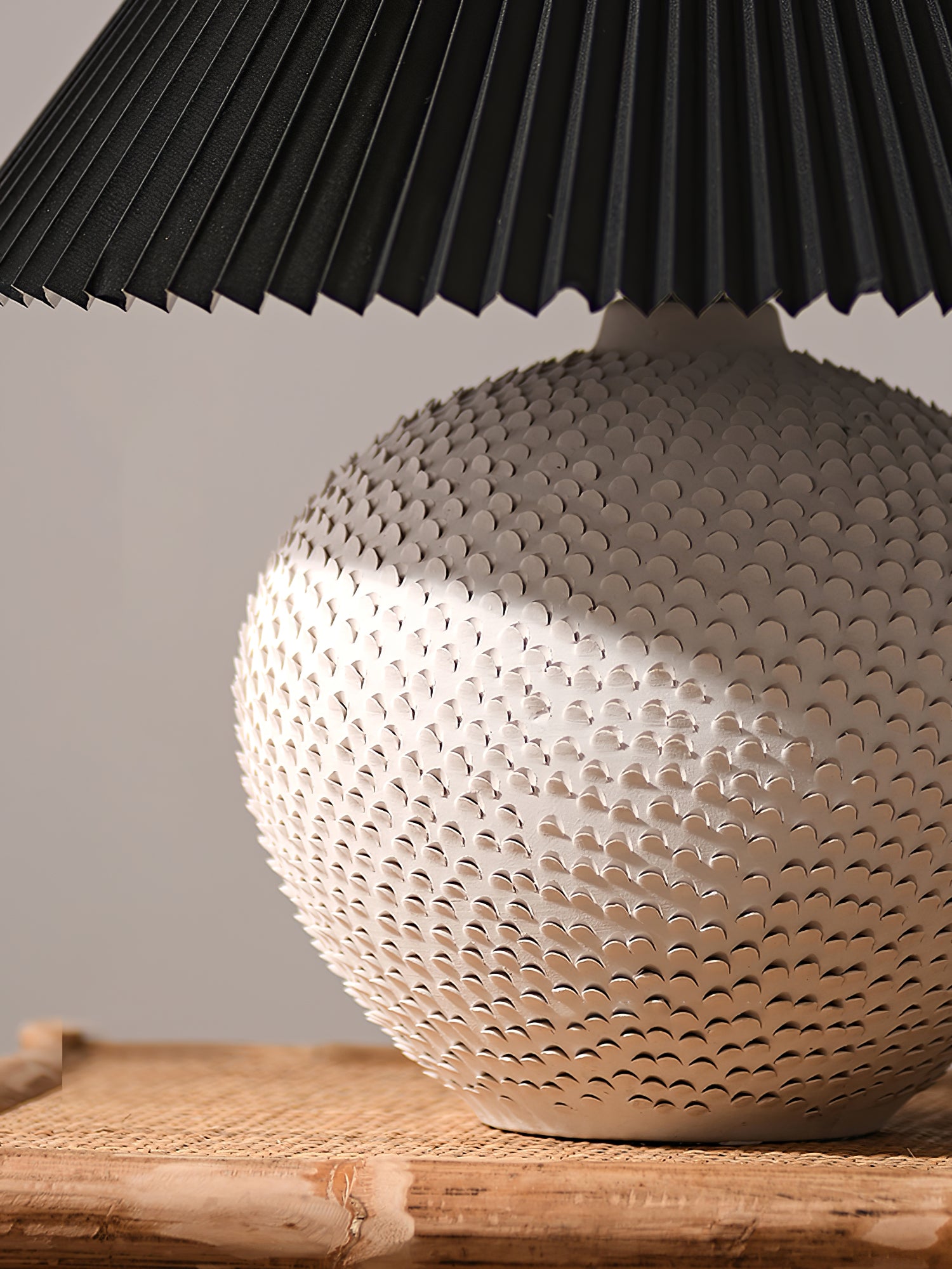 Textured Ceramic Table Light - Lumpaz