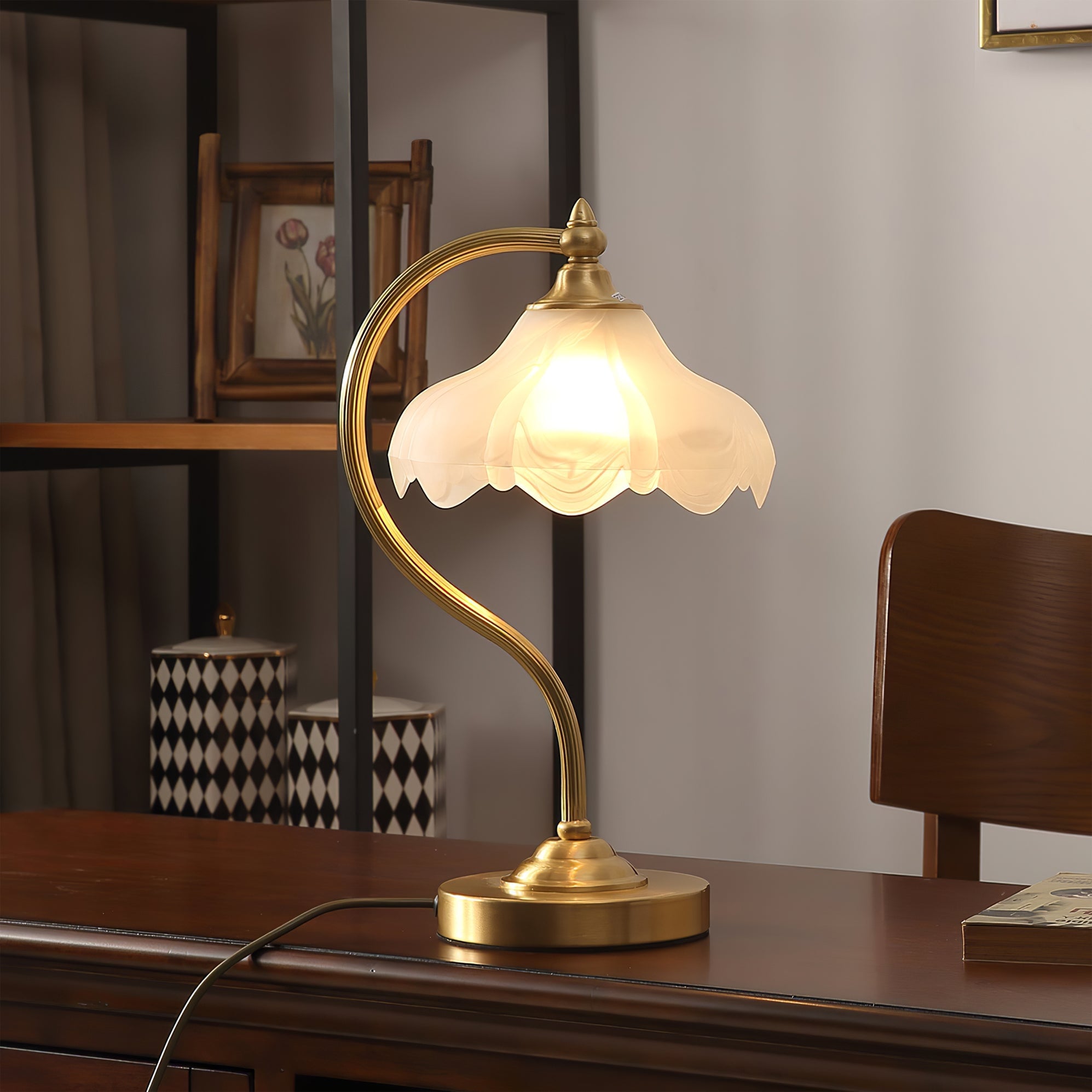 Magnolya Flower Table Lamp - Lumpaz