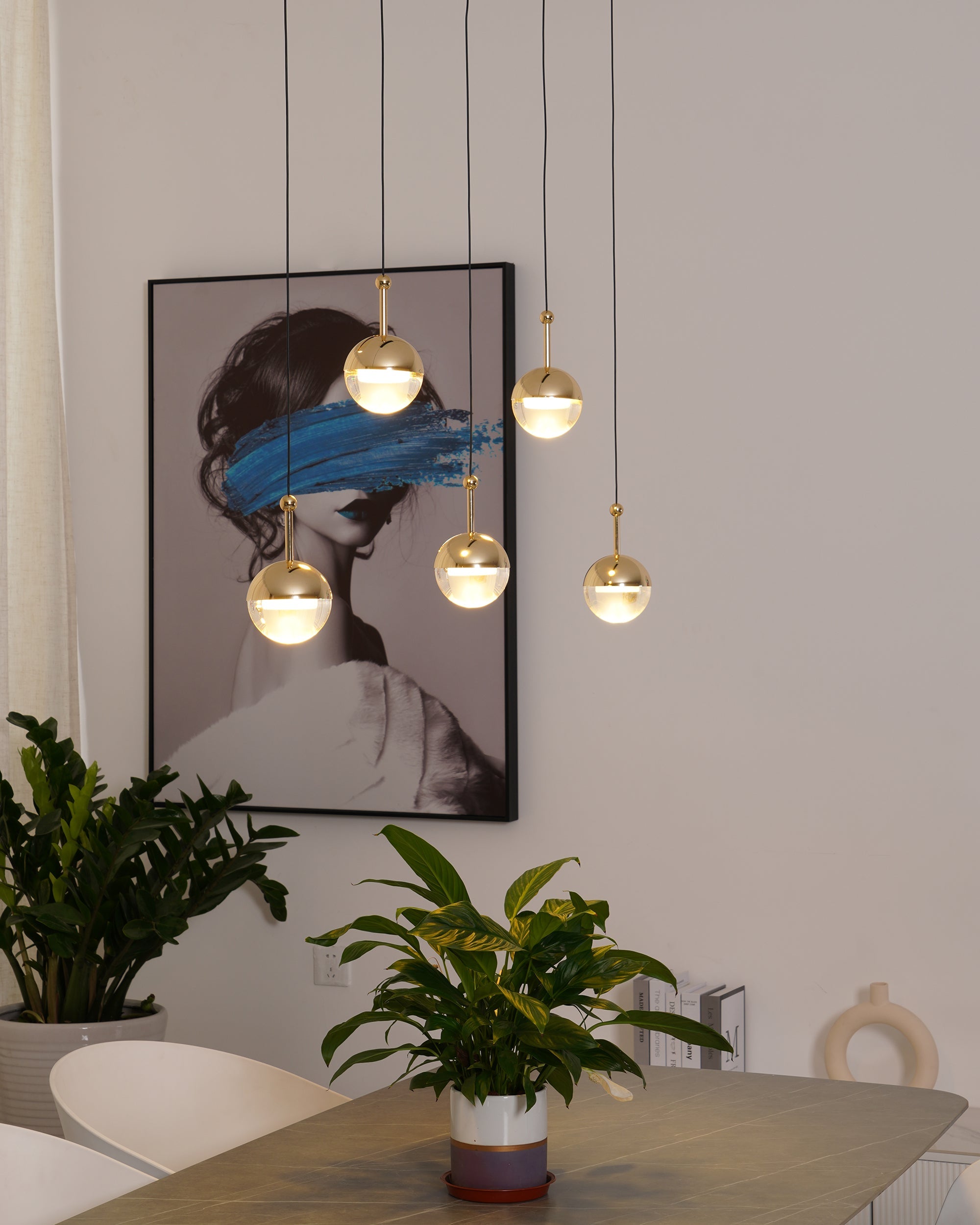 Stylish Ball Chandelier - Lumpaz