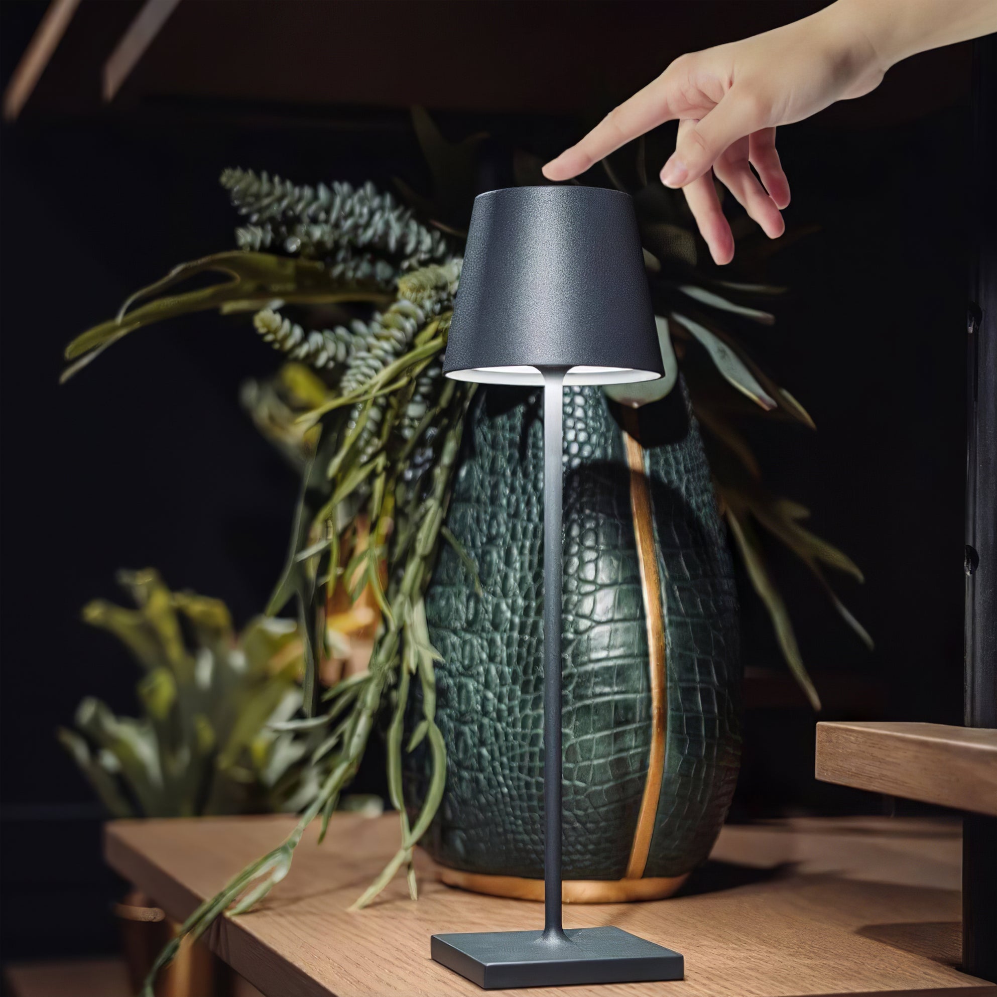 Poldina Built-in Battery Table Lamp - Lumpaz
