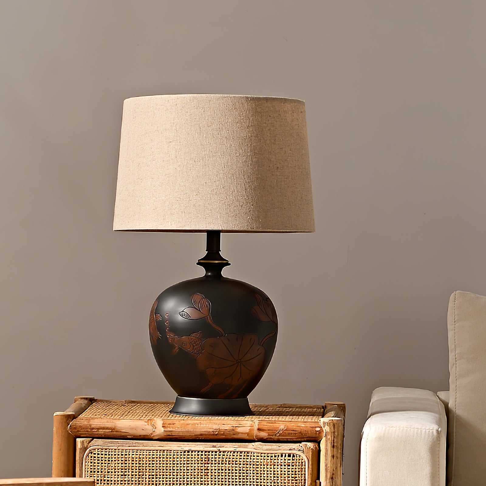 Fish Motif Ceramic Table Lamp - Lumpaz