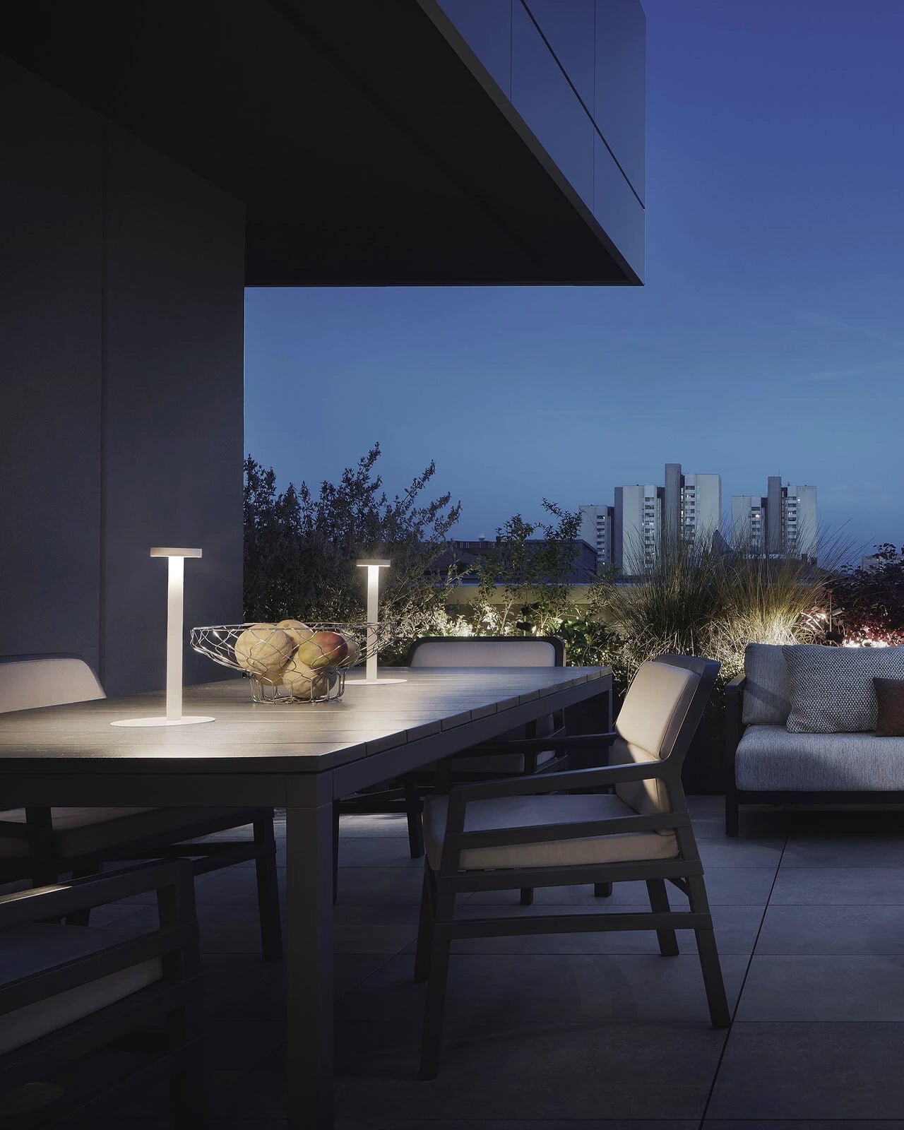 Tetatet Built-in Battery Table Lamp - Lumpaz