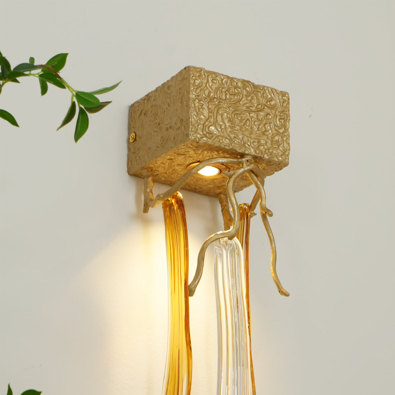 Waterfall Segmented Wall Lamp - Lumpaz