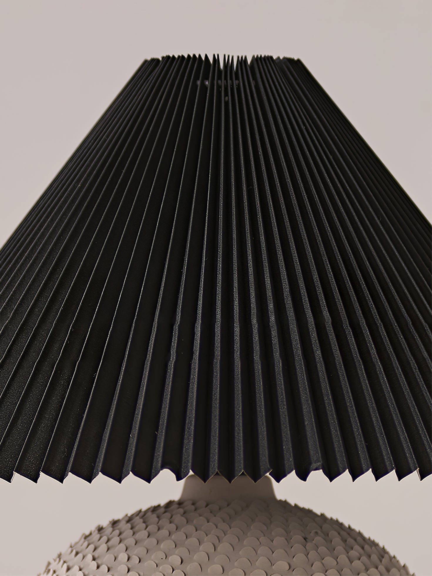 Textured Ceramic Table Light - Lumpaz