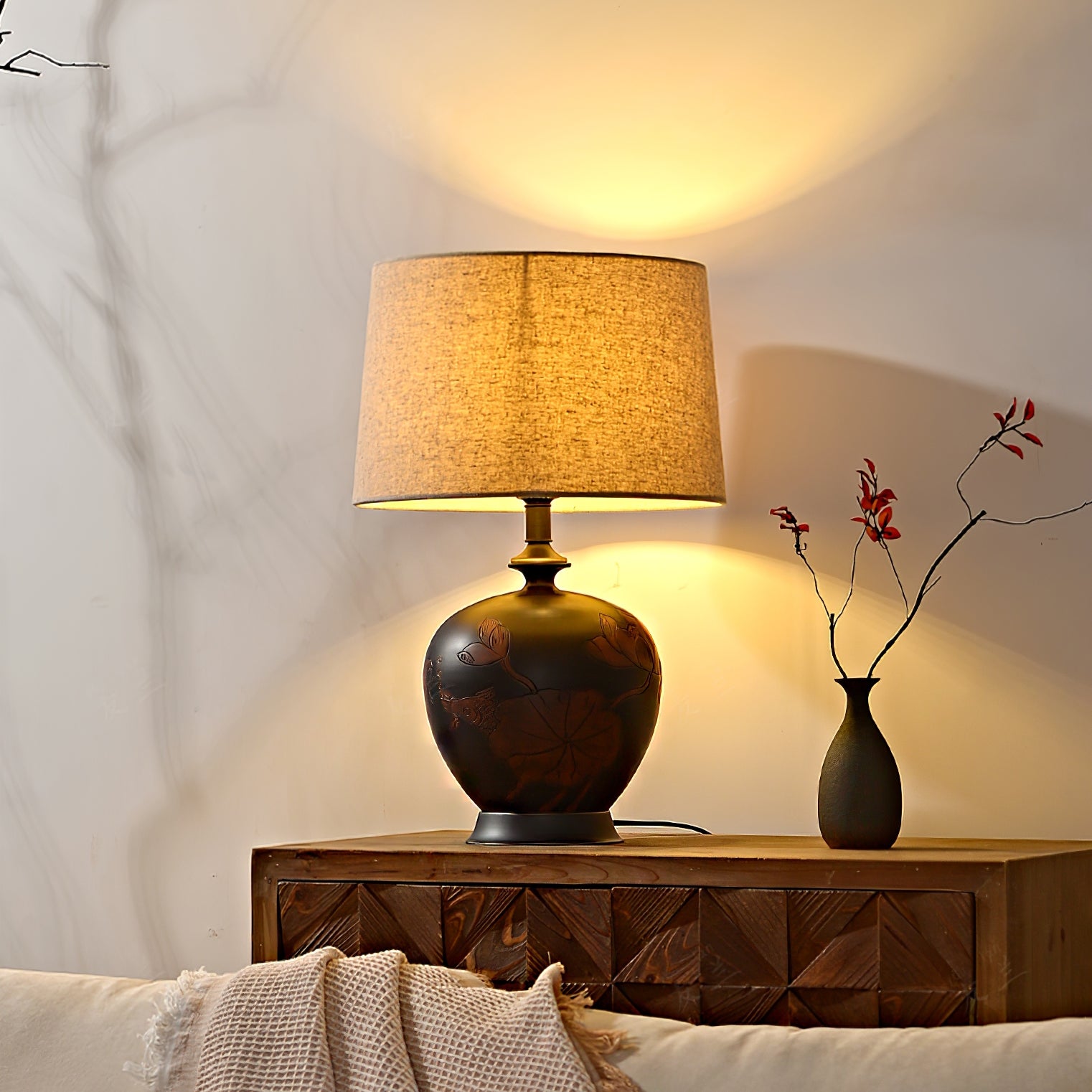 Fish Motif Ceramic Table Lamp - Lumpaz