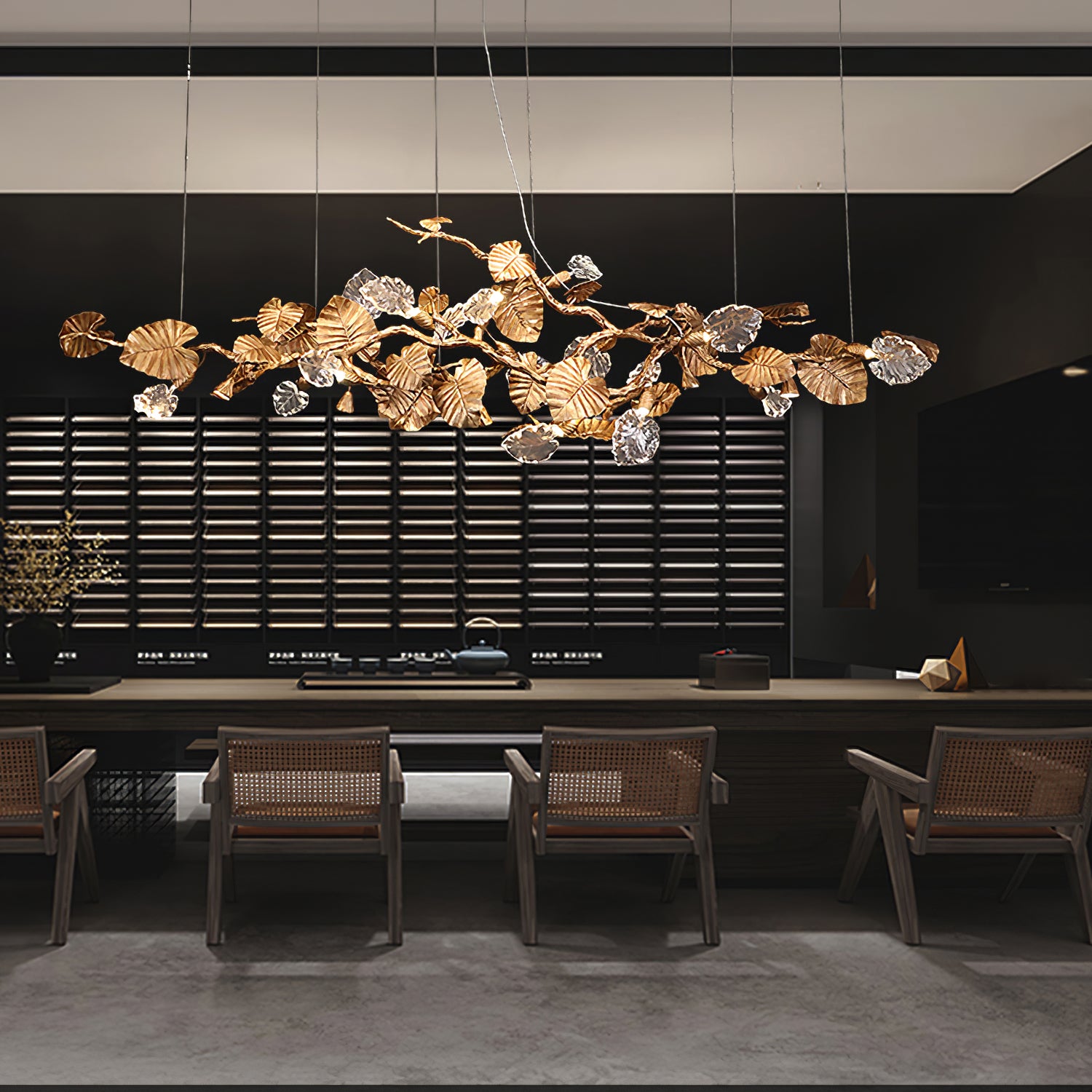 Brass Leaf Chandelier - Lumpaz