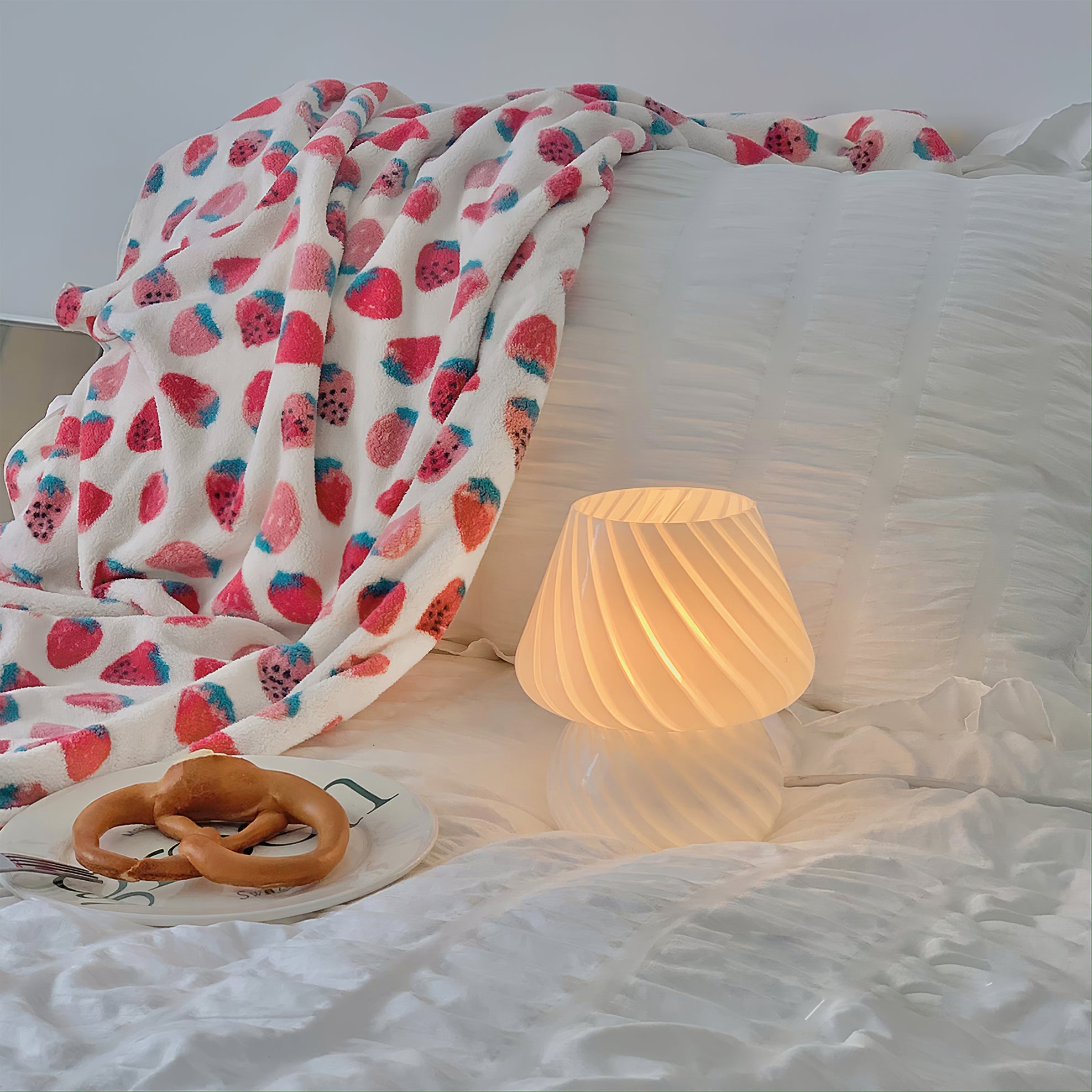 Ansel Glass Table Lamp - Lumpaz