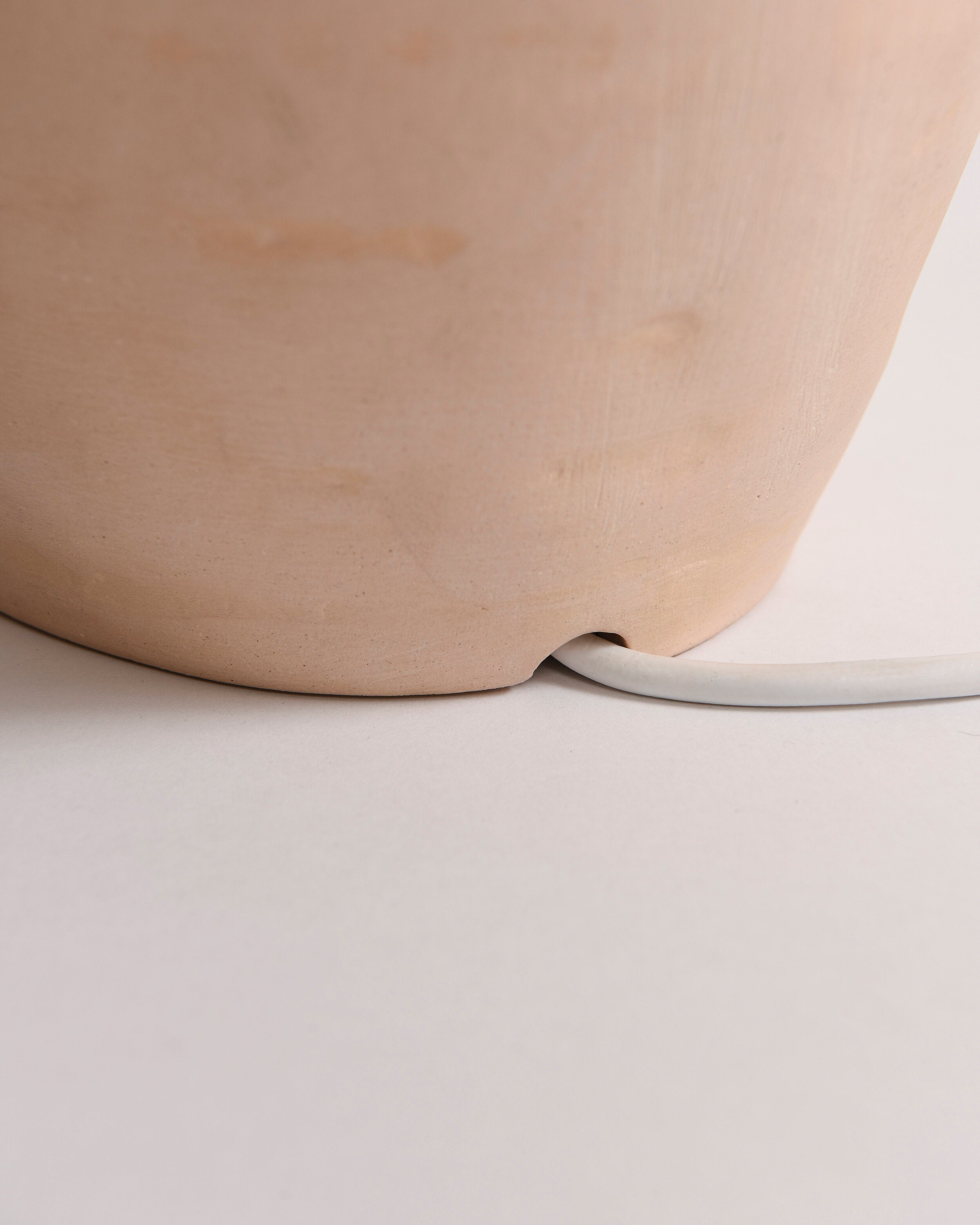 Oo Rough Table Lamp - Lumpaz