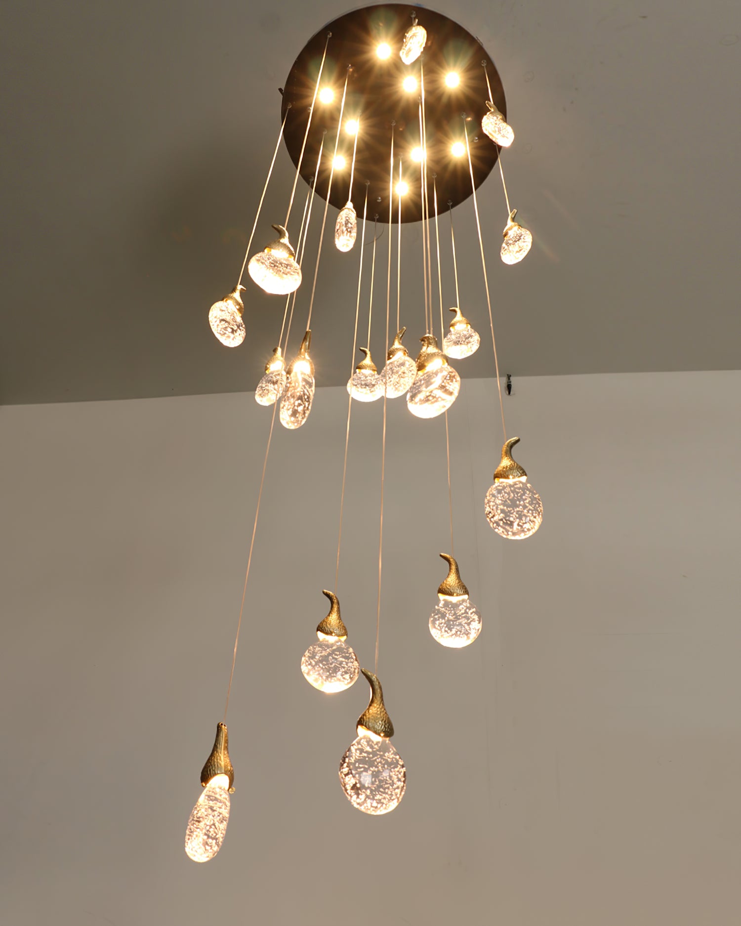 Leo Bubble Chandelier - Lumpaz