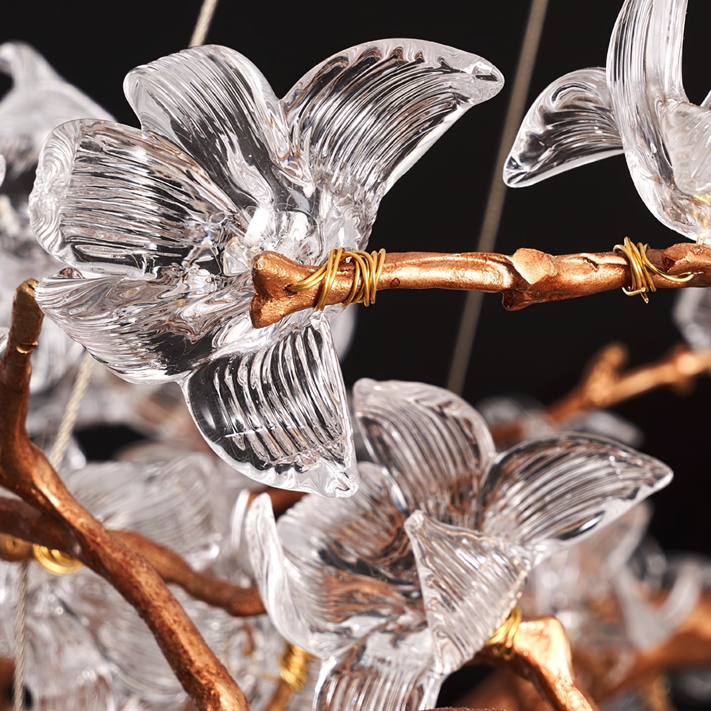 Hibiscus Flower Chandelier - Lumpaz