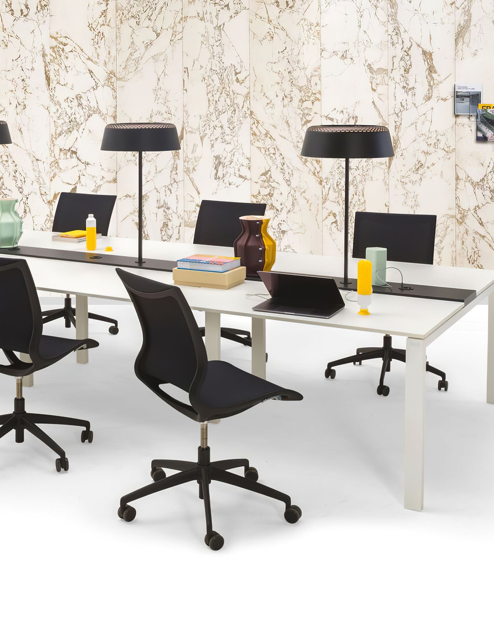 Ring T1 Table Lamp - Lumpaz