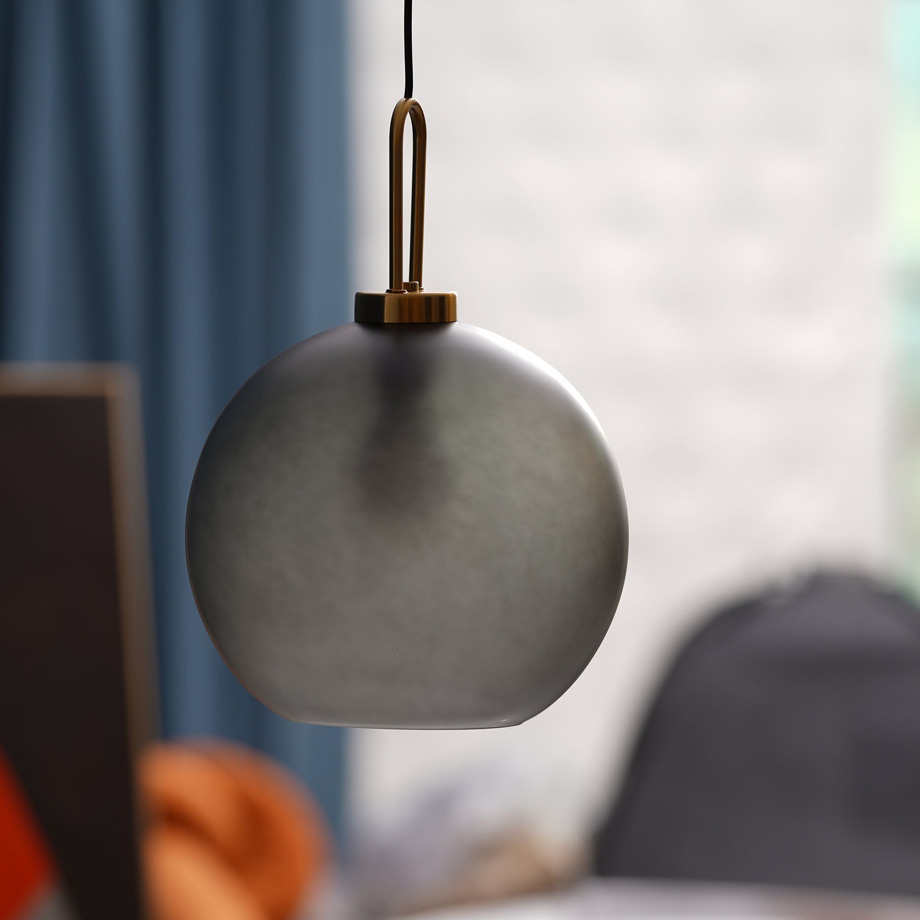 Pendulum Glass Pendant Lamp - Lumpaz