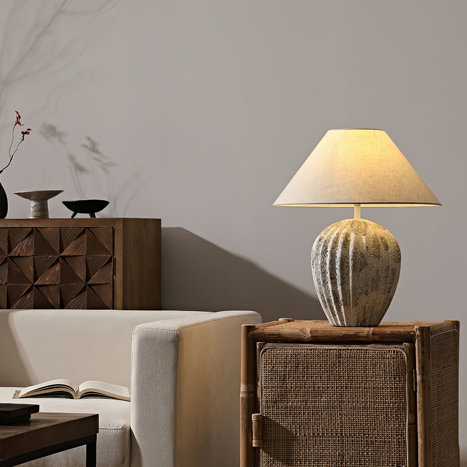 Fluted Ceramic Table Lamp - Lumpaz
