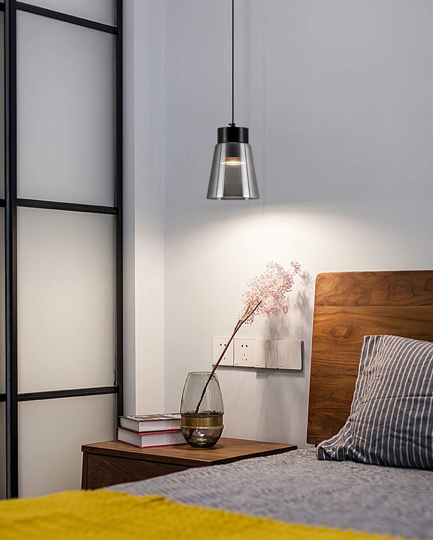 Smoke Cone Pendant Lamp - Lumpaz